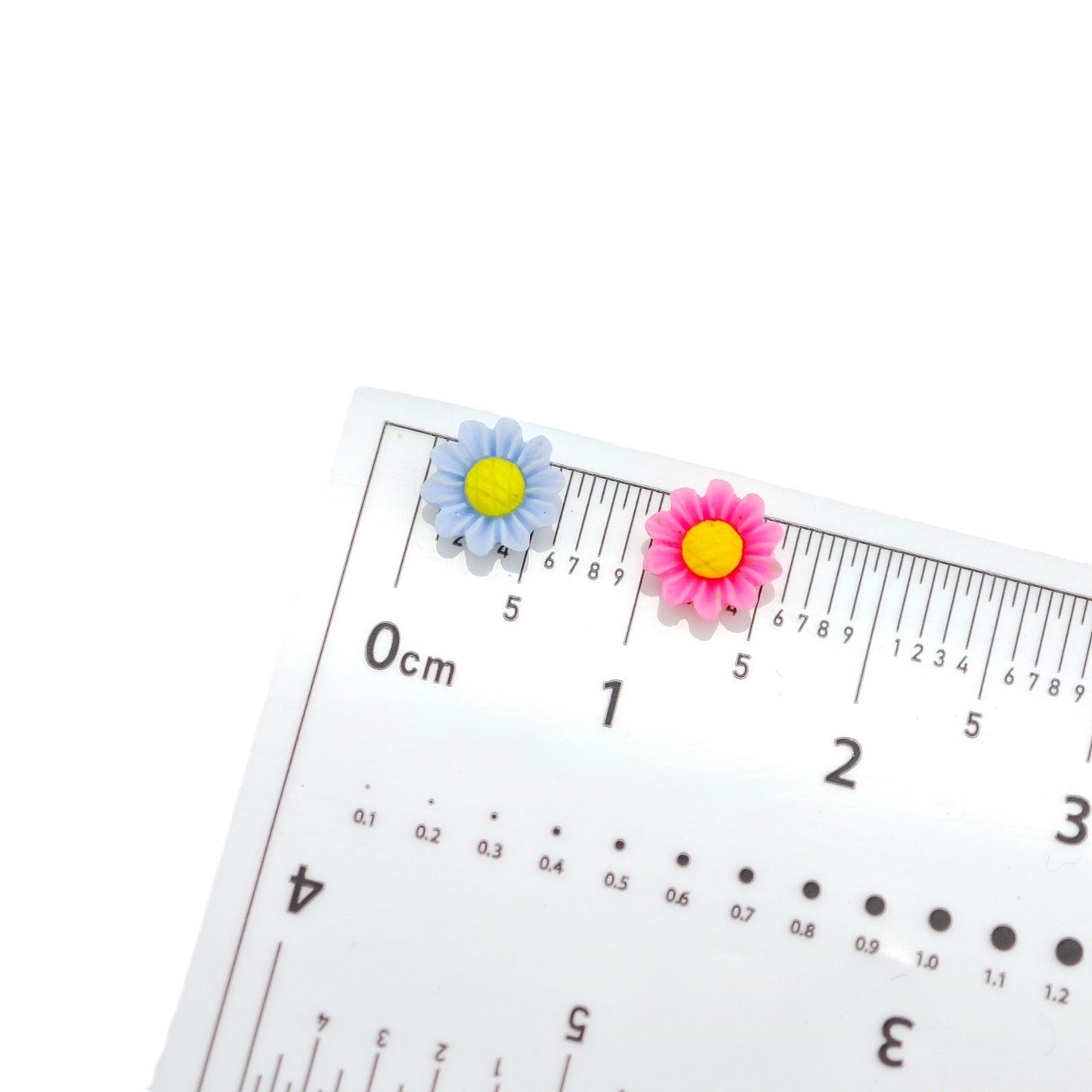 FS1317- 6MM Dasiy Flower Resin Nail Charms For Making Fancy Bead Or Fancy Pen