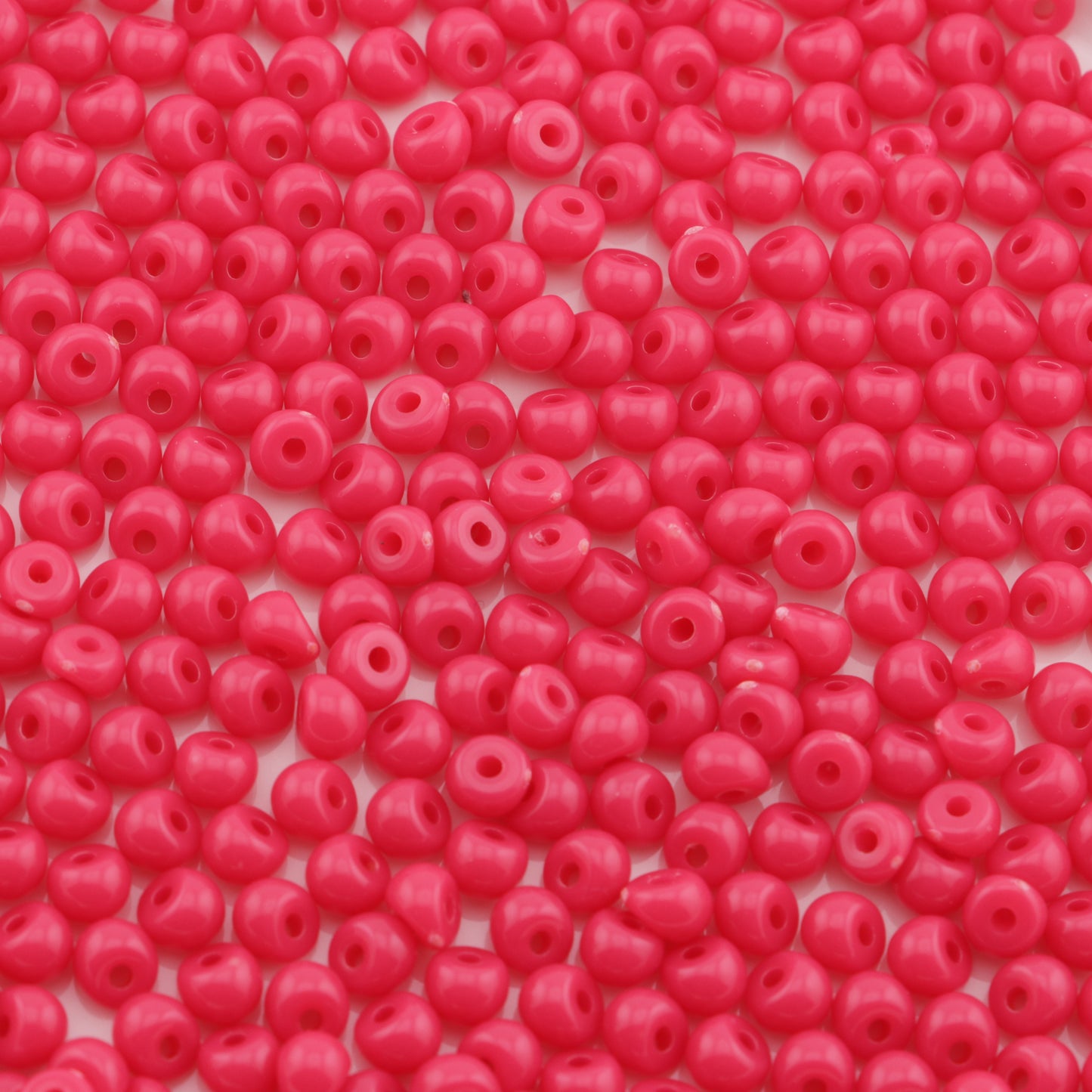 FS6115- Waterdrop Acrylic Beads