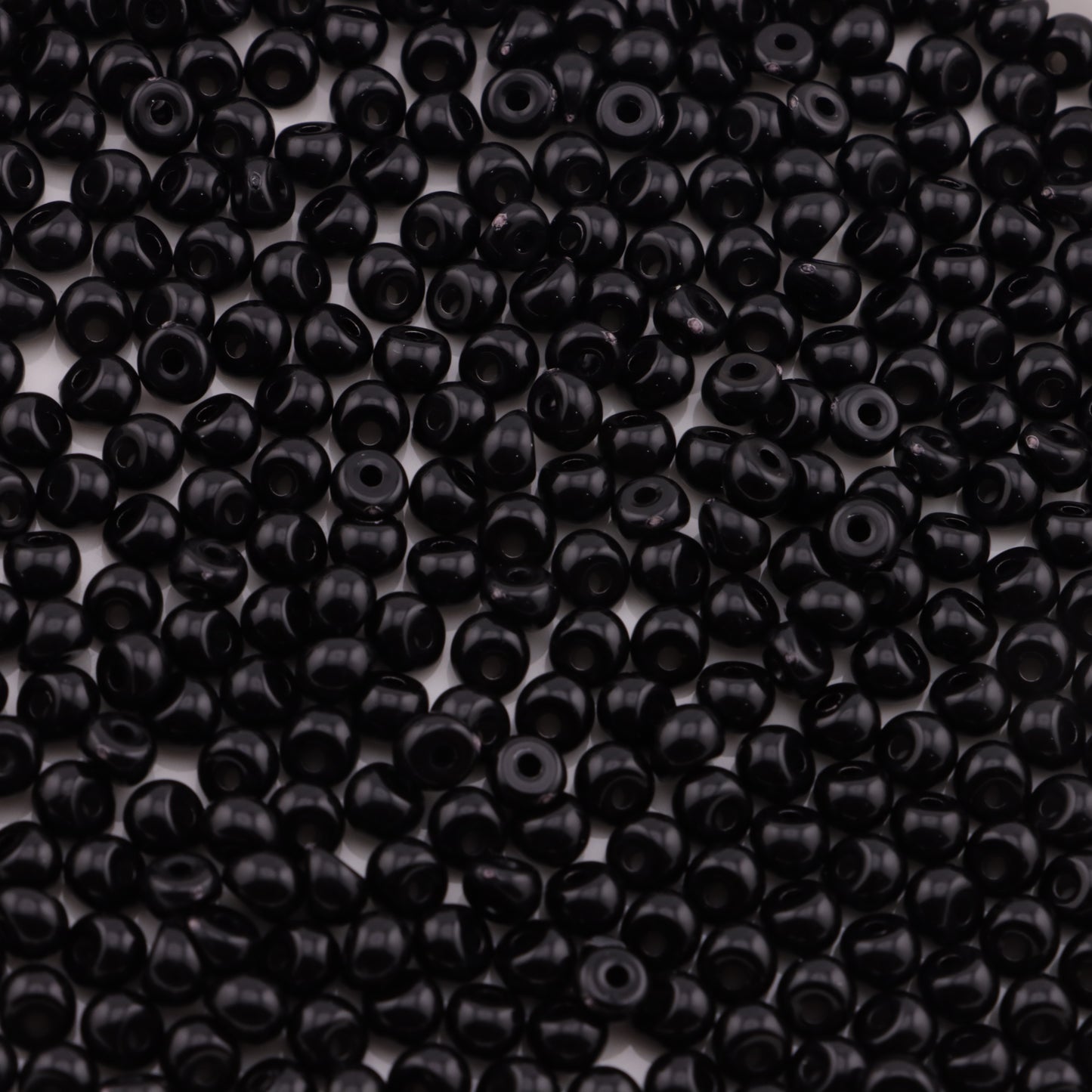 FS6115- Waterdrop Acrylic Beads