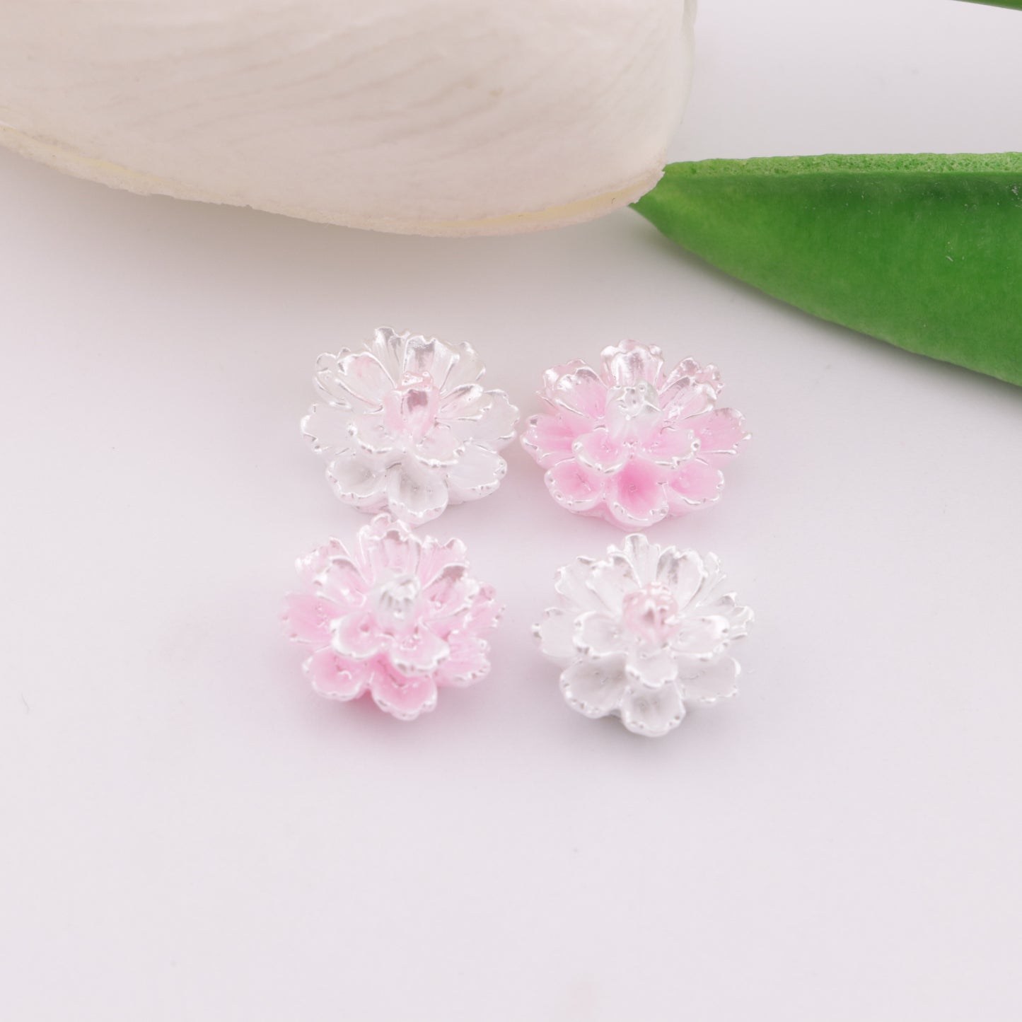 FS6162- 12mm Luminous Hibiscus Flower Charms Glow-In-The-Dark Hibiscus Flower Patches