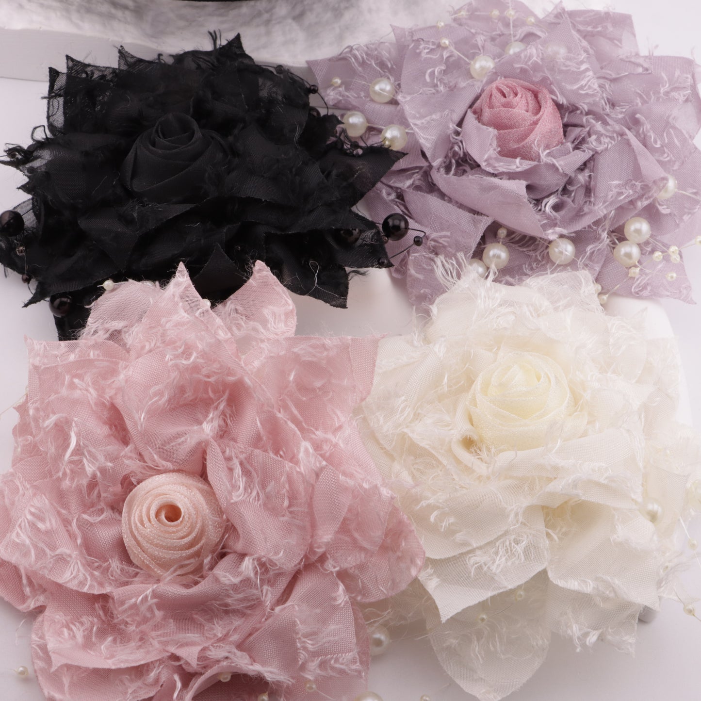 FS6217- About 140Mm Big Fabric Flower Charms With Pearl Chain
