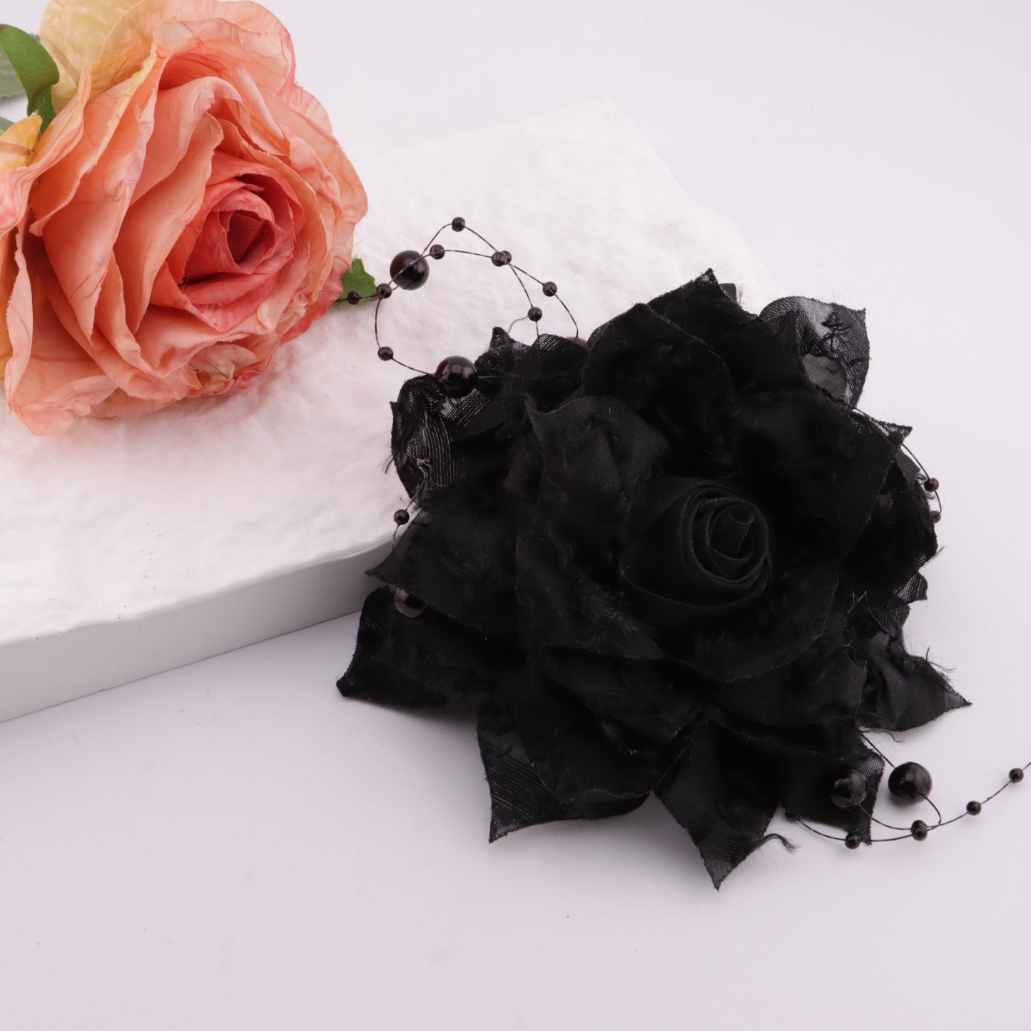 FS6217- About 140Mm Big Fabric Flower Charms With Pearl Chain