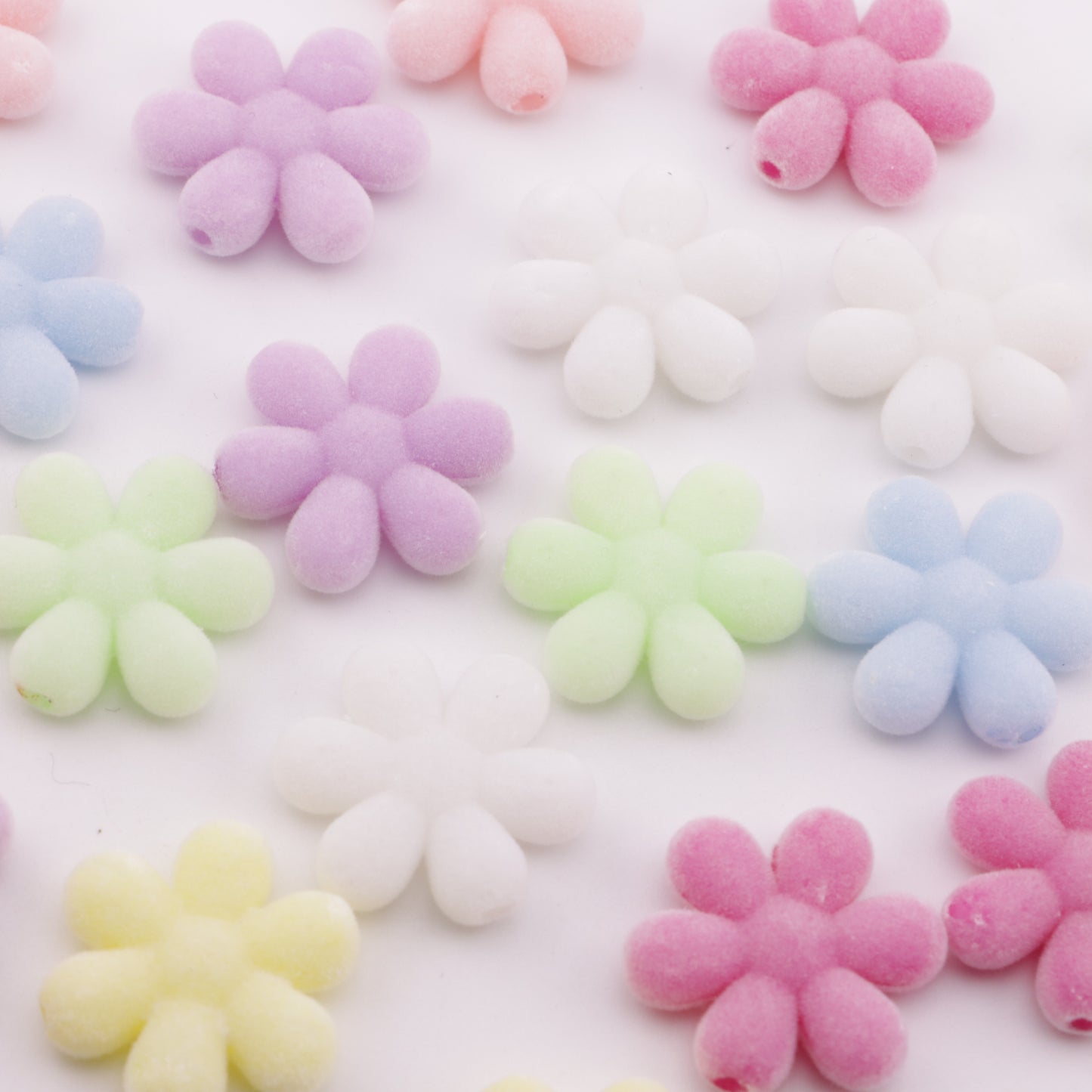 FS0053- 24mm Velvet Snowflake Beads