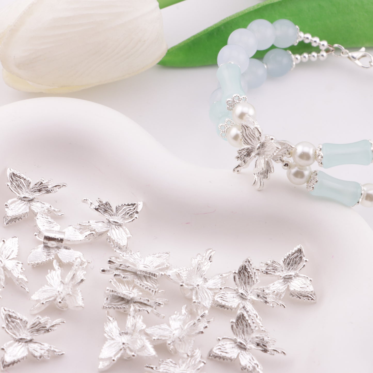 FS5024- 16*15*7Mm Alloy Butterfly Four-way Beads