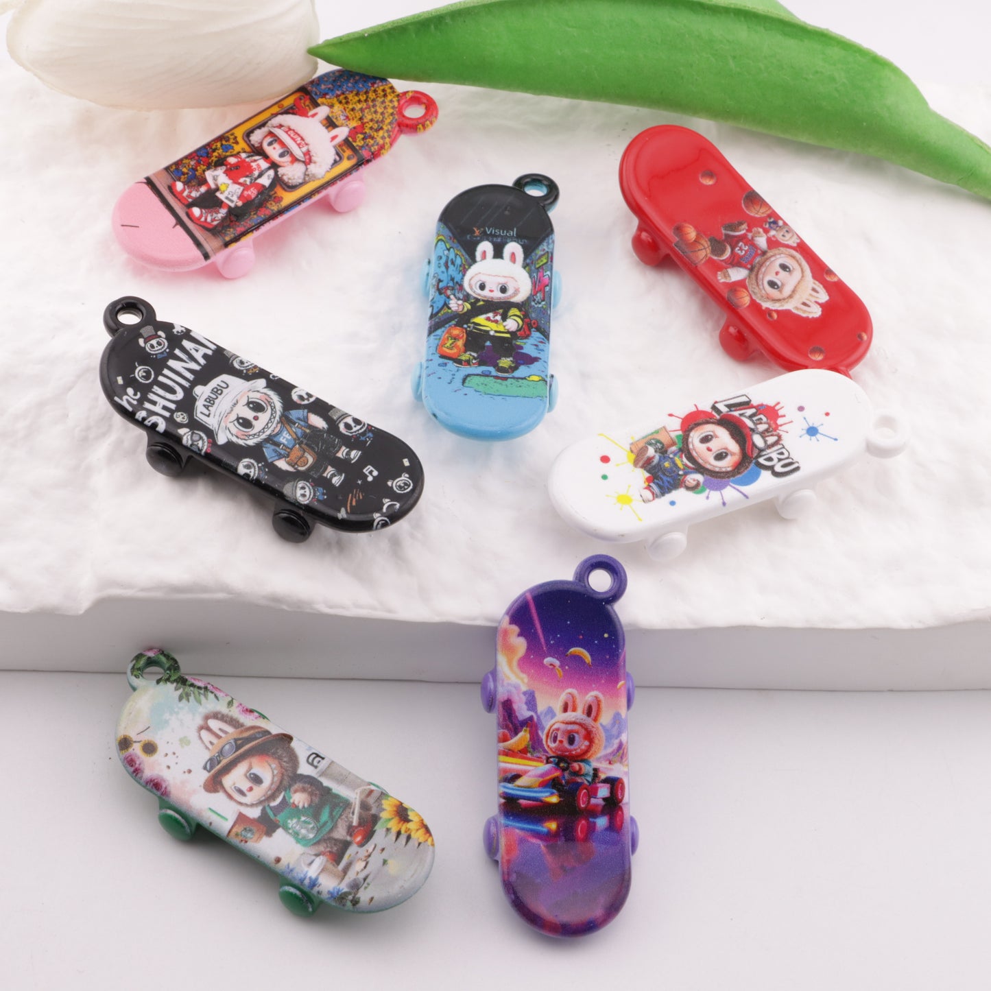 FS6287- Labubu Skateboard Pendant