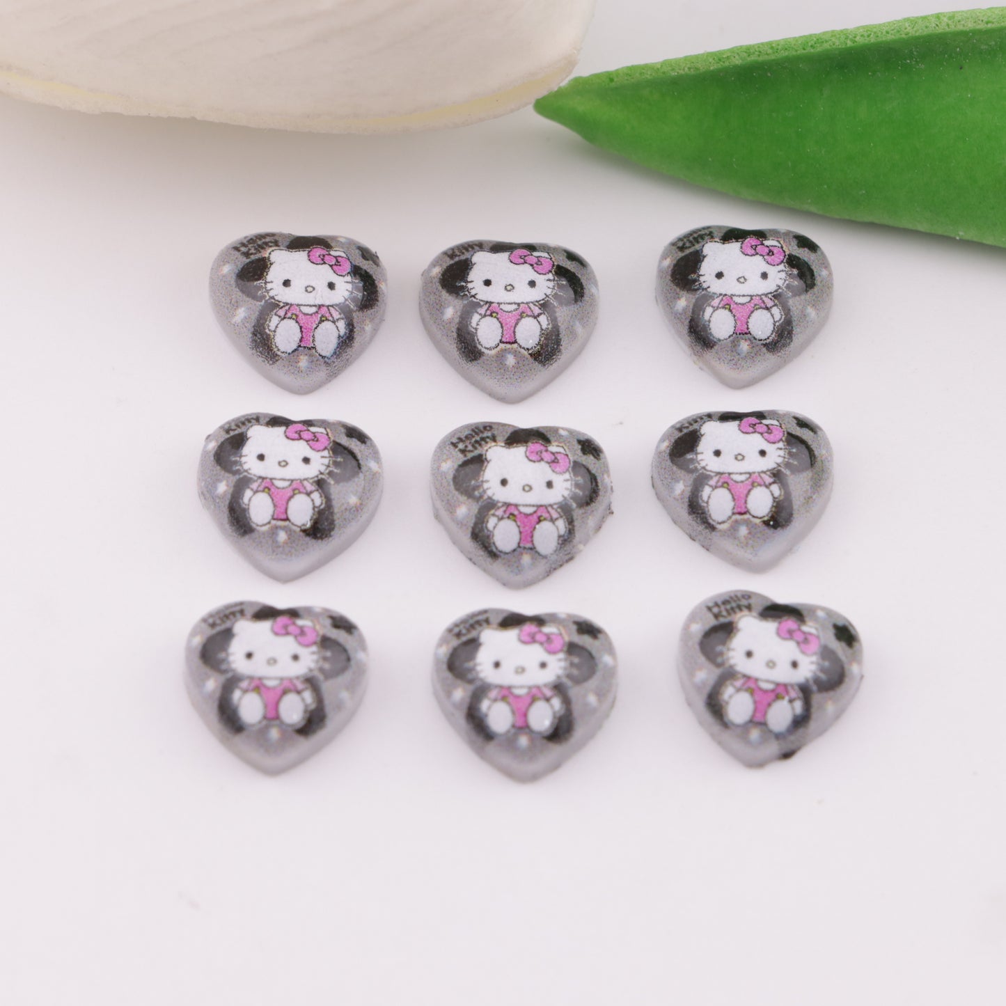 FS6285- 10mm Hk Heart Charms Heart-Shaped Kitty Patches