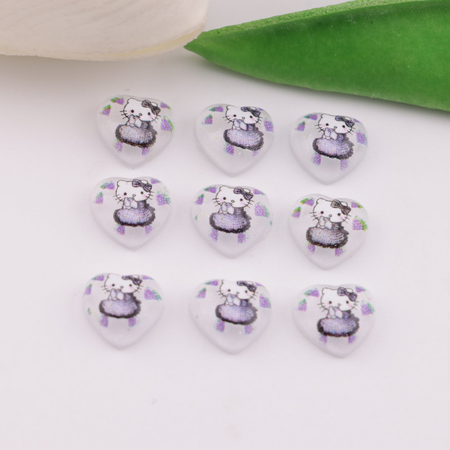 FS6285- 10mm Hk Heart Charms Heart-Shaped Kitty Patches