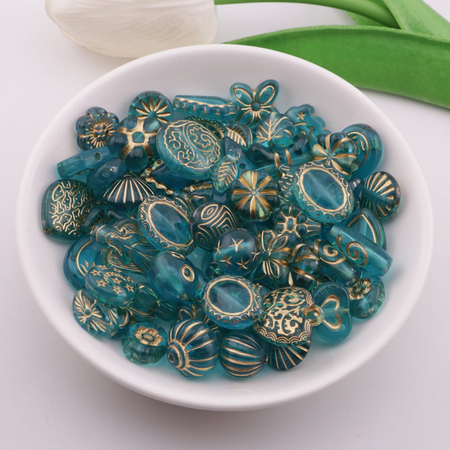 FS6297- Mixed Style Gold Line Beads