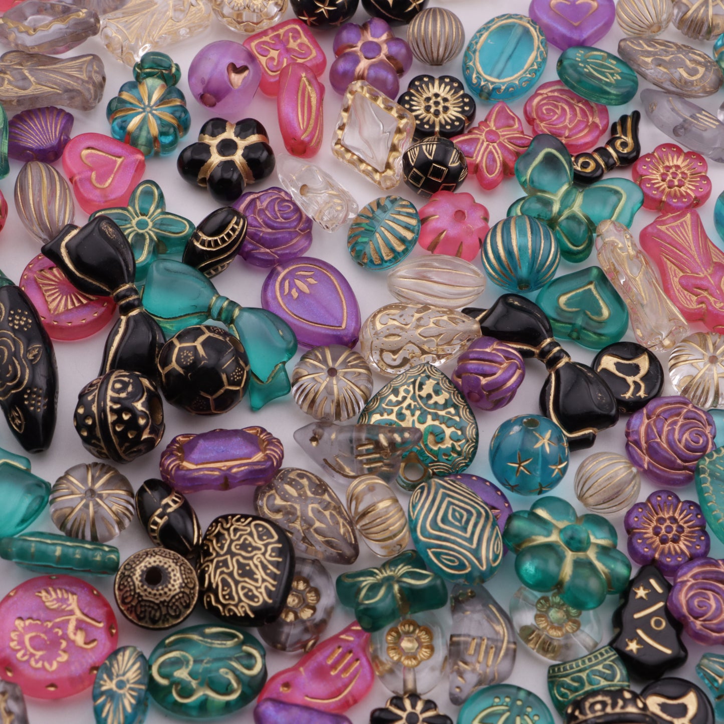 FS6297- Mixed Style Gold Line Beads