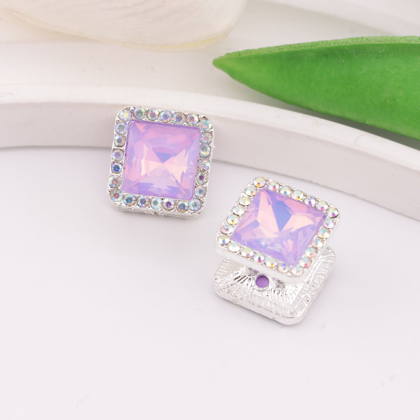 FS6332- Square Four-way Alloy Beads