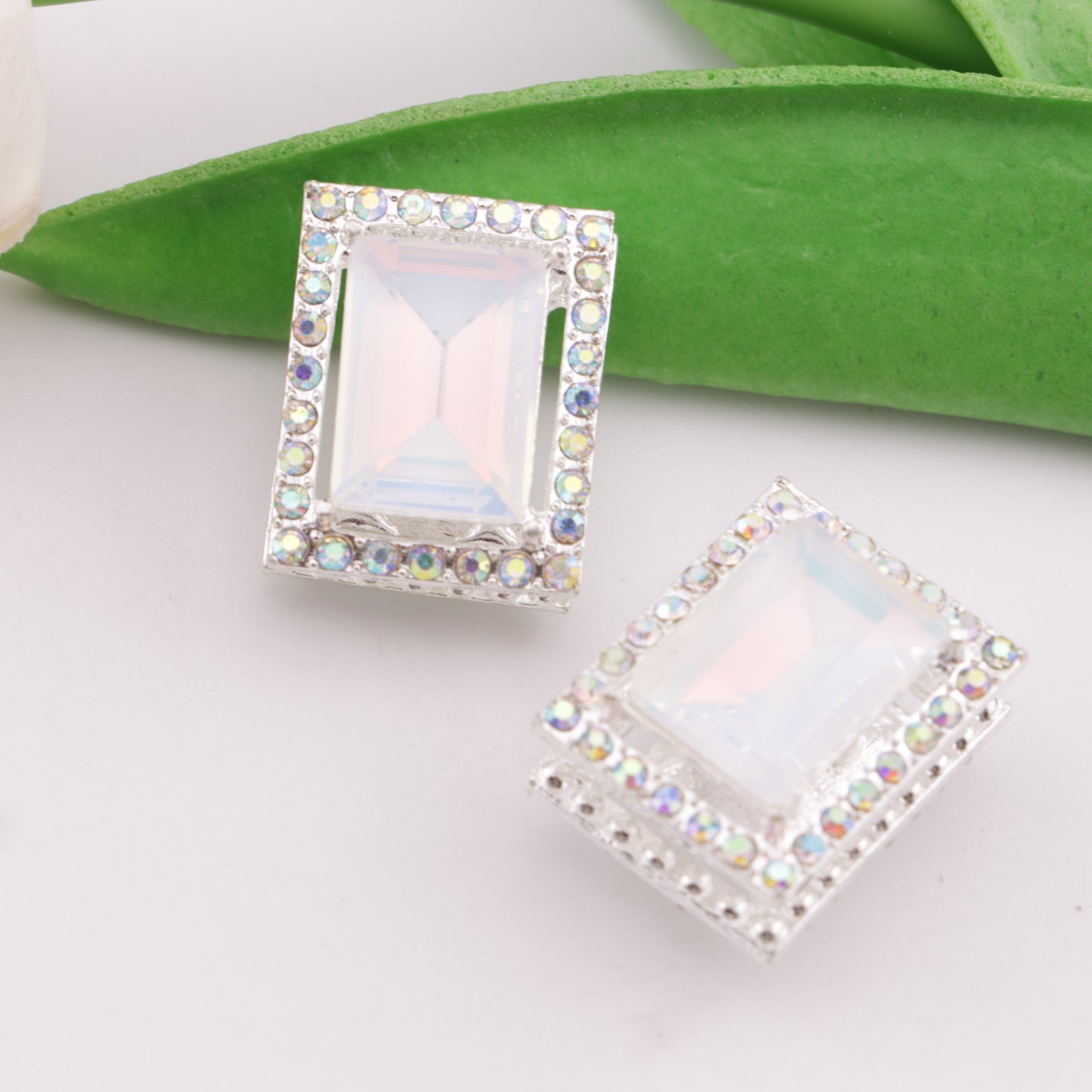 FS6331- Rectangular Four-way Alloy Beads