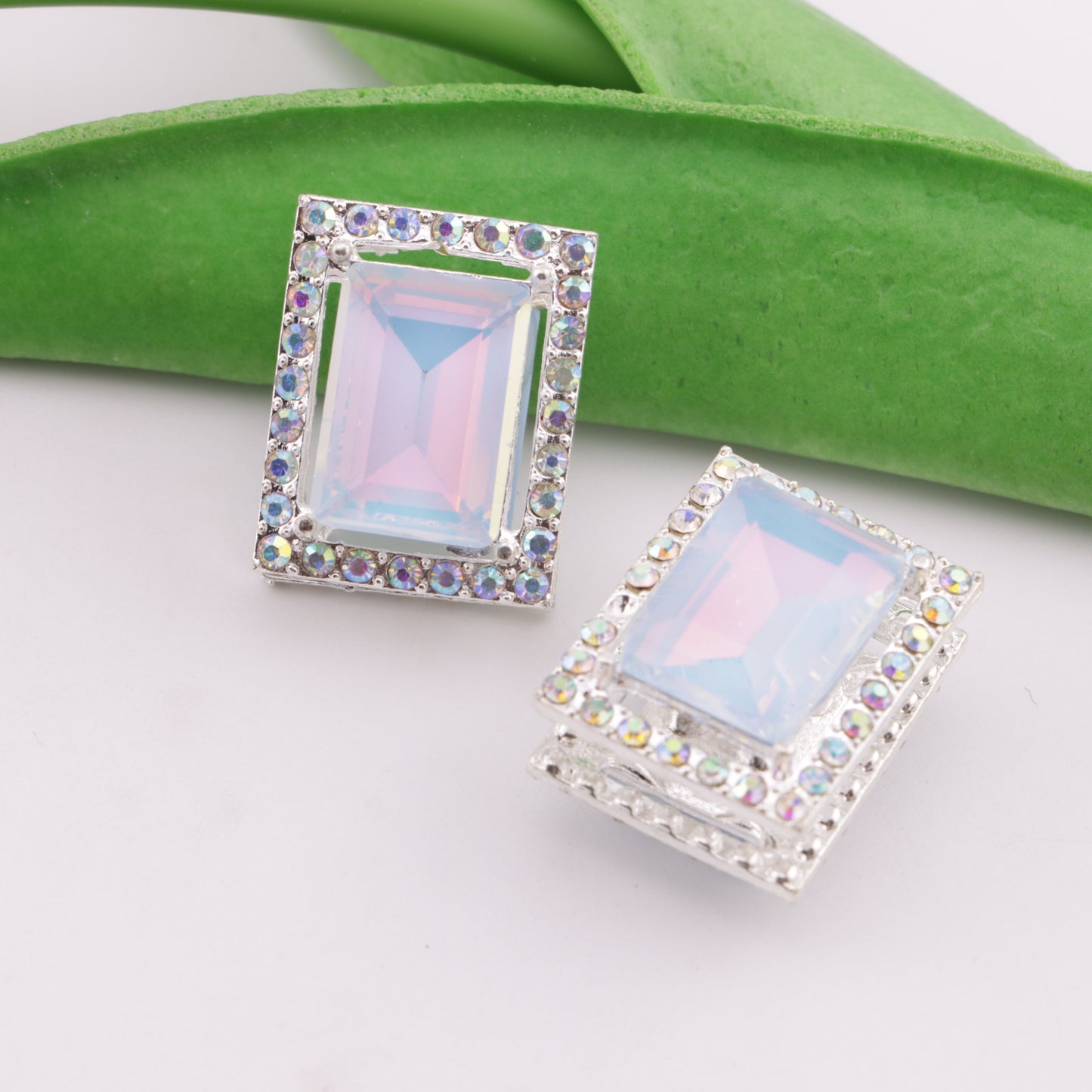 FS6331- Rectangular Four-way Alloy Beads