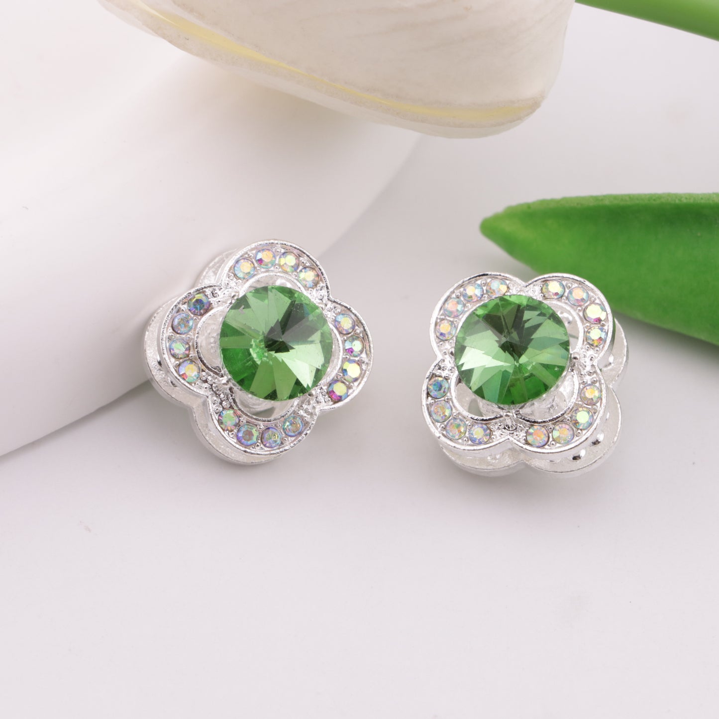 FS6335- Four - Leaf Clover Four - Way Alloy Beads