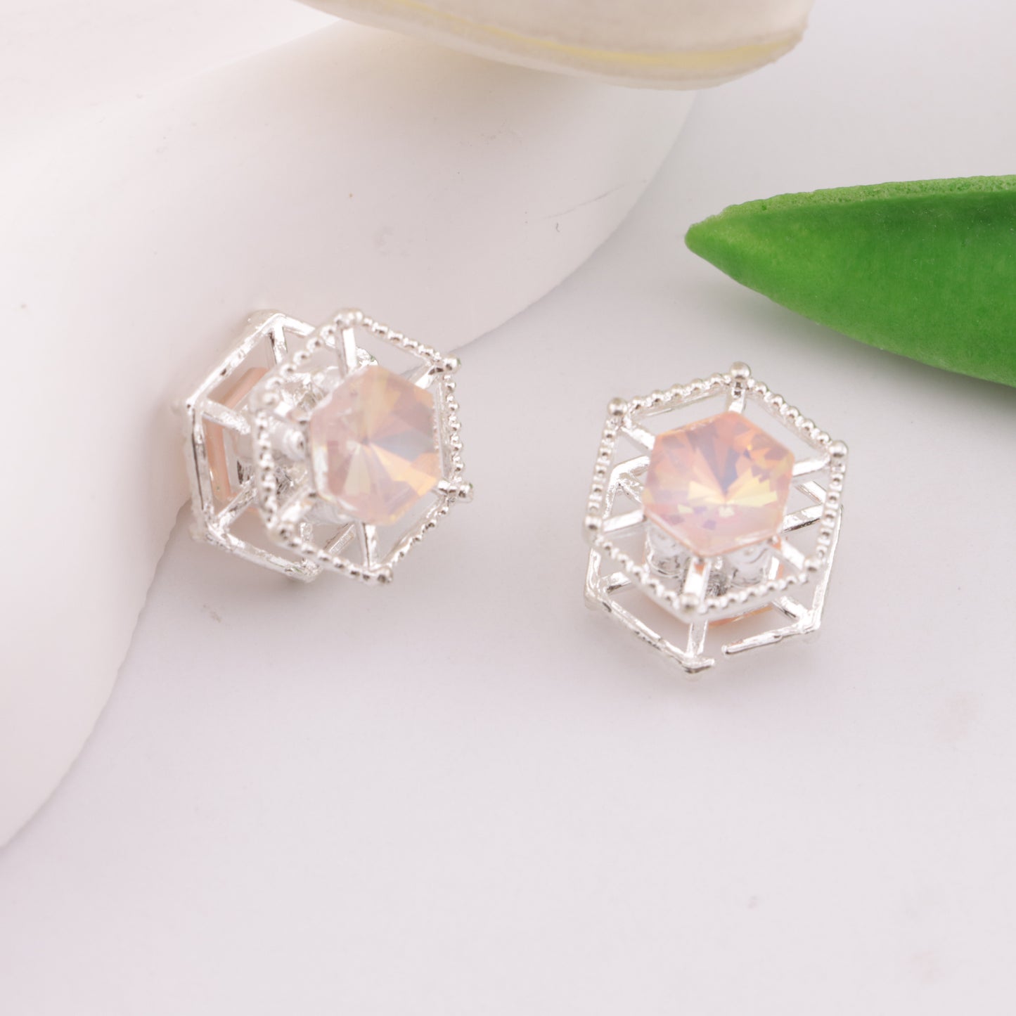 FS6333- Ferris Wheel Four - Way Alloy Beads