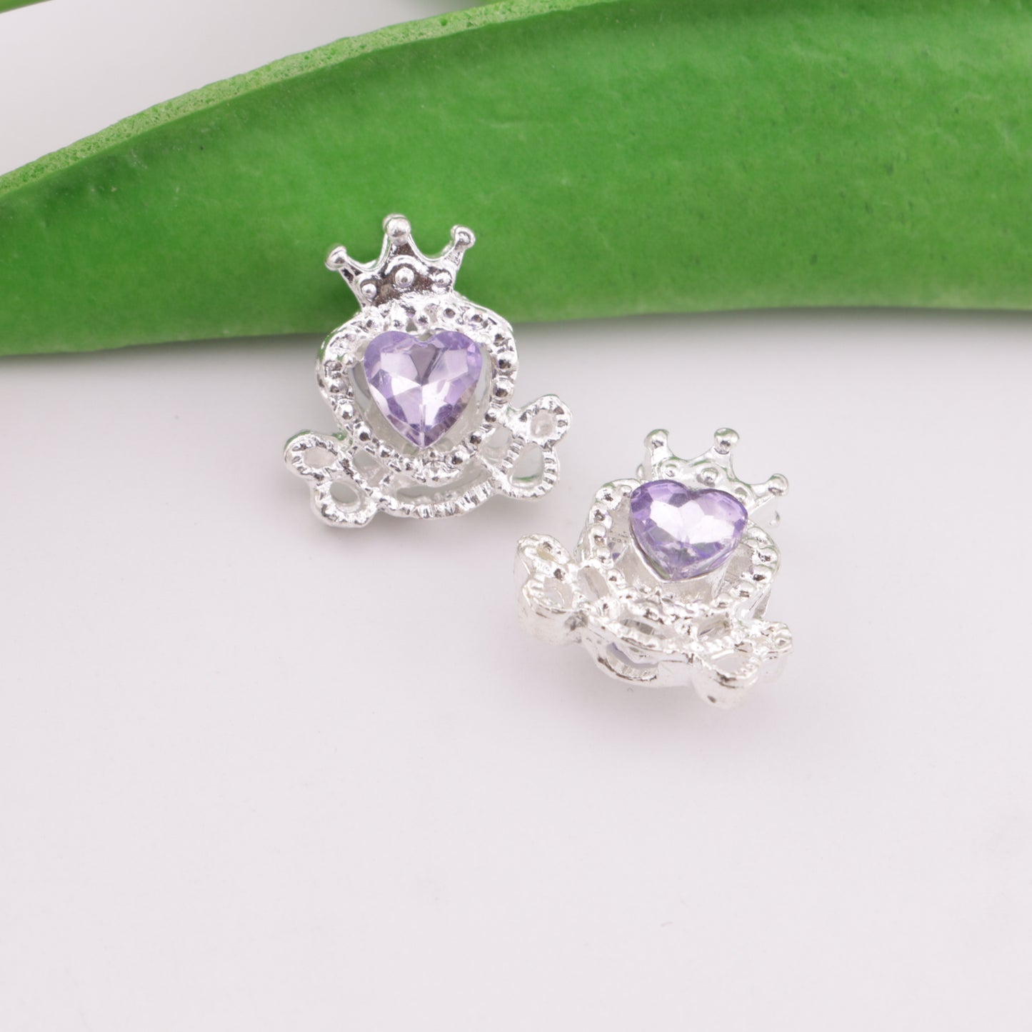 FS6334- Horse - Drawn Carriage Four - Way Alloy Beads