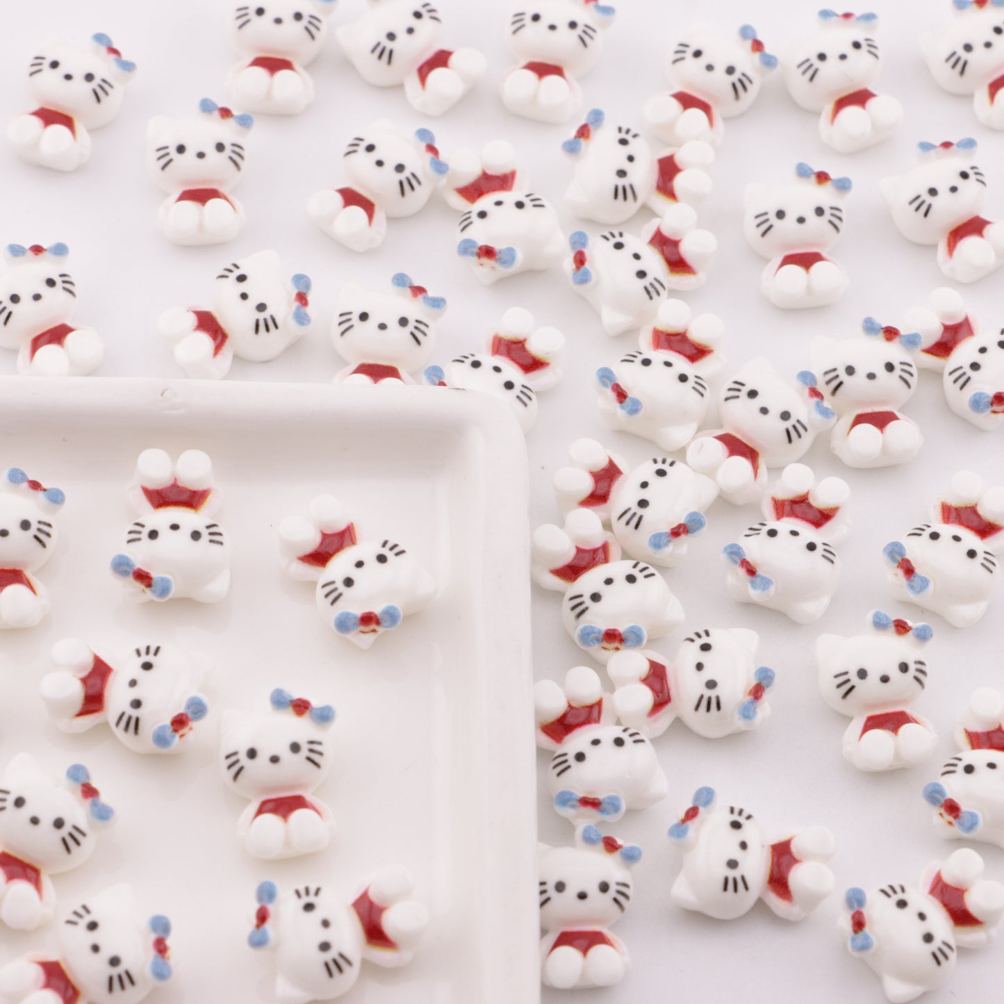 FS6311- 10×14mm Hk Set Down Charms Sitting Kitty Patches