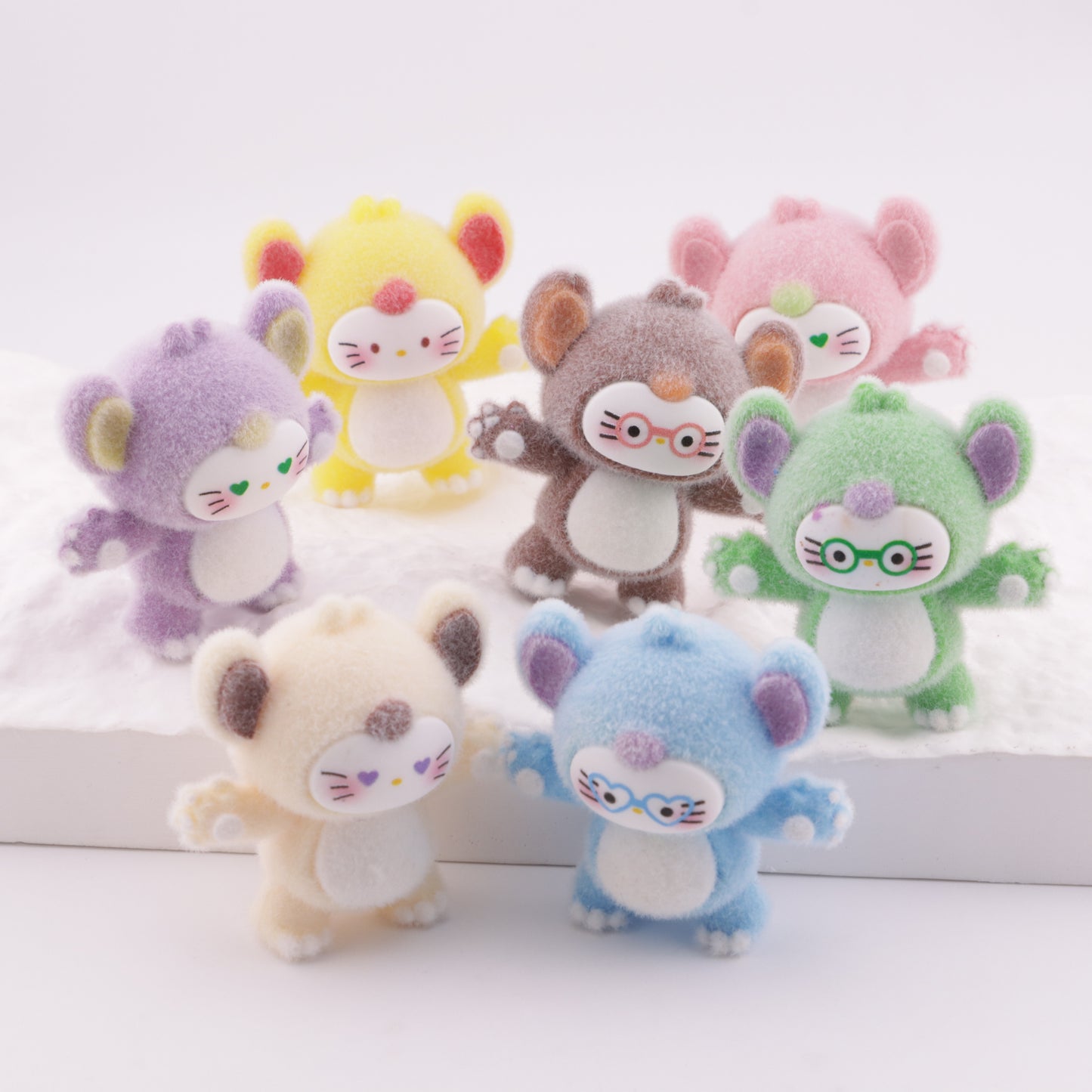 FS6366- Hk Transformed Flocked Resin Beads