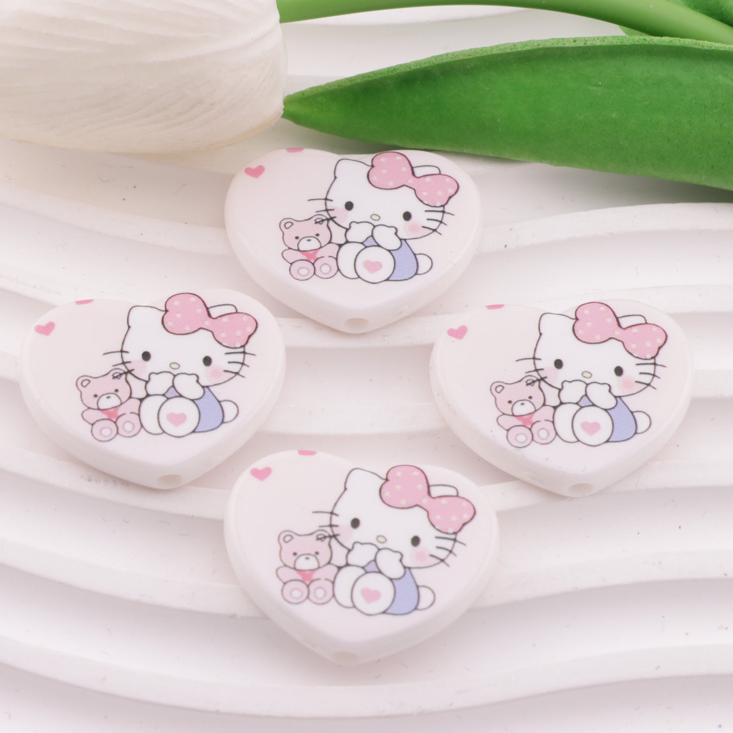 FS6344- 25*31mm HK Heart Plate Beads Love Kitty Round Plate Beads
