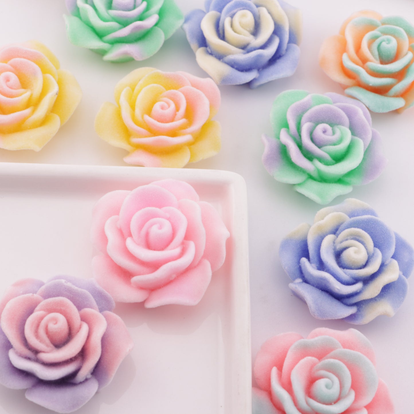 FS6381- 36Mm Luminous Flocked Rose Charms