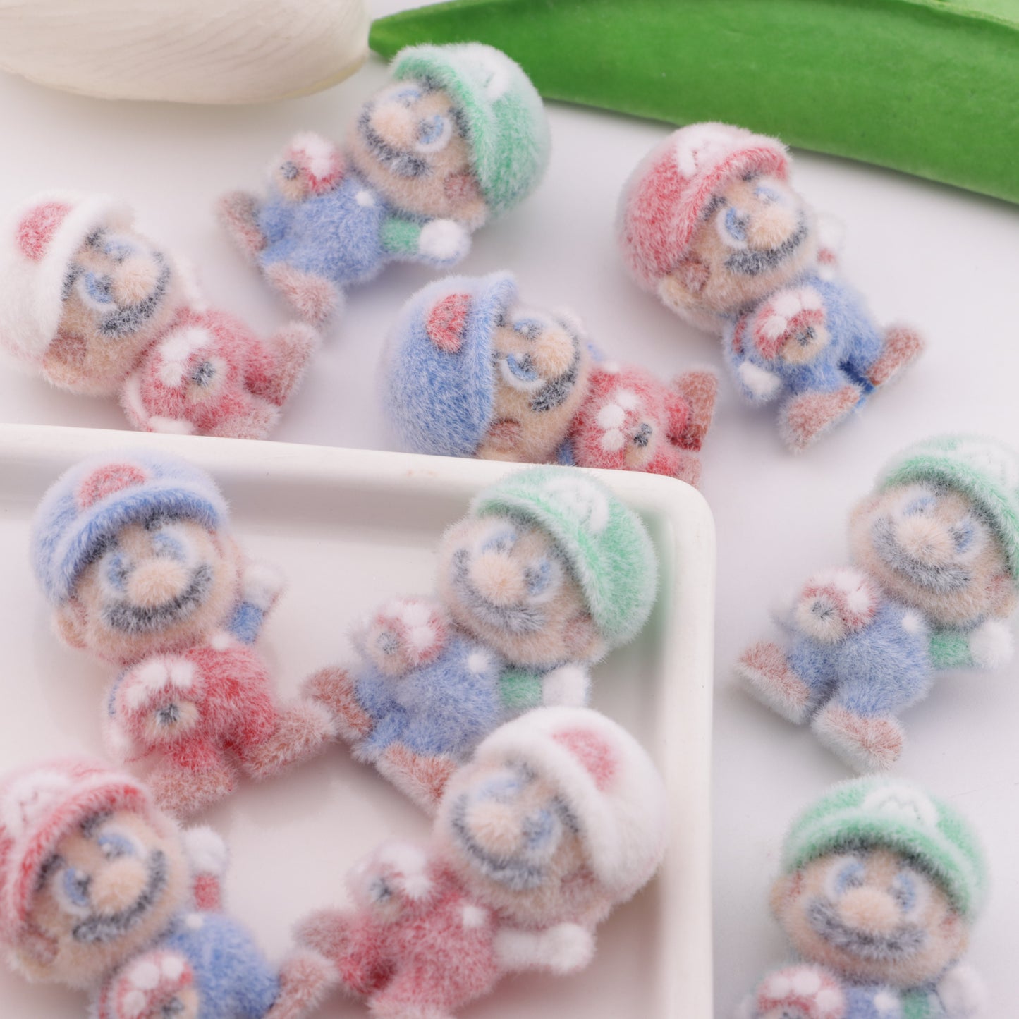 FS6379- 31×18Mm Flocked Super Mario Beads Flocked Super Mario Beads