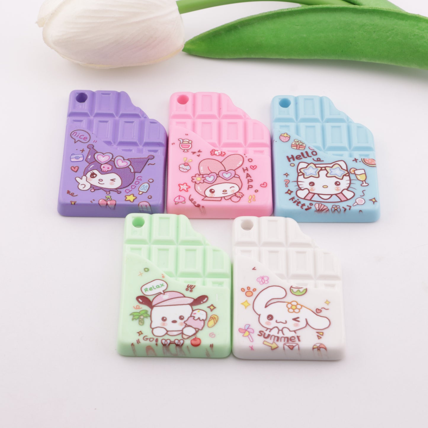 FS6417- 50×34mm Sanrio Hanging Hole Chocolate Chips