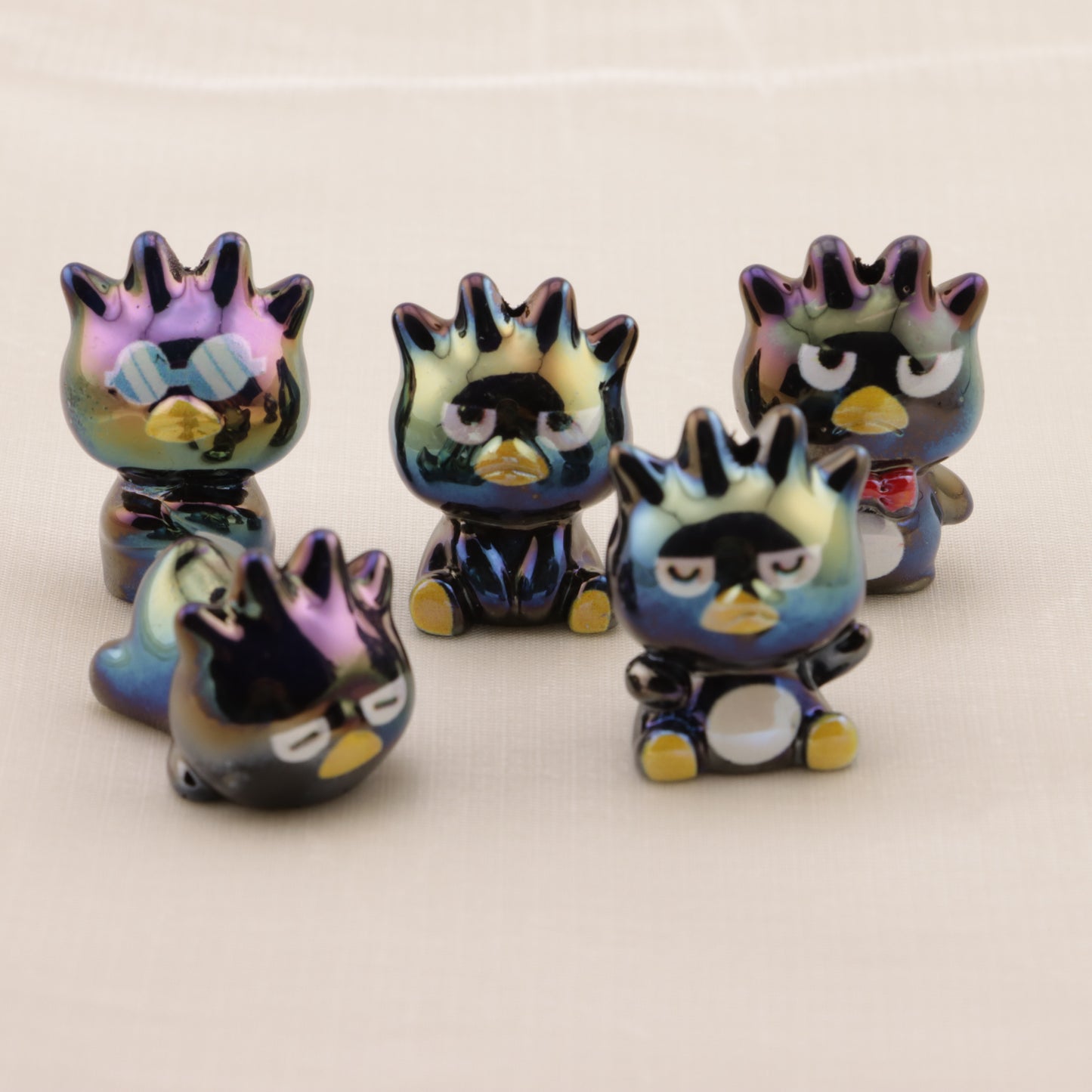 FS6464- Approximately 30×20mm Penguin Resin Beads