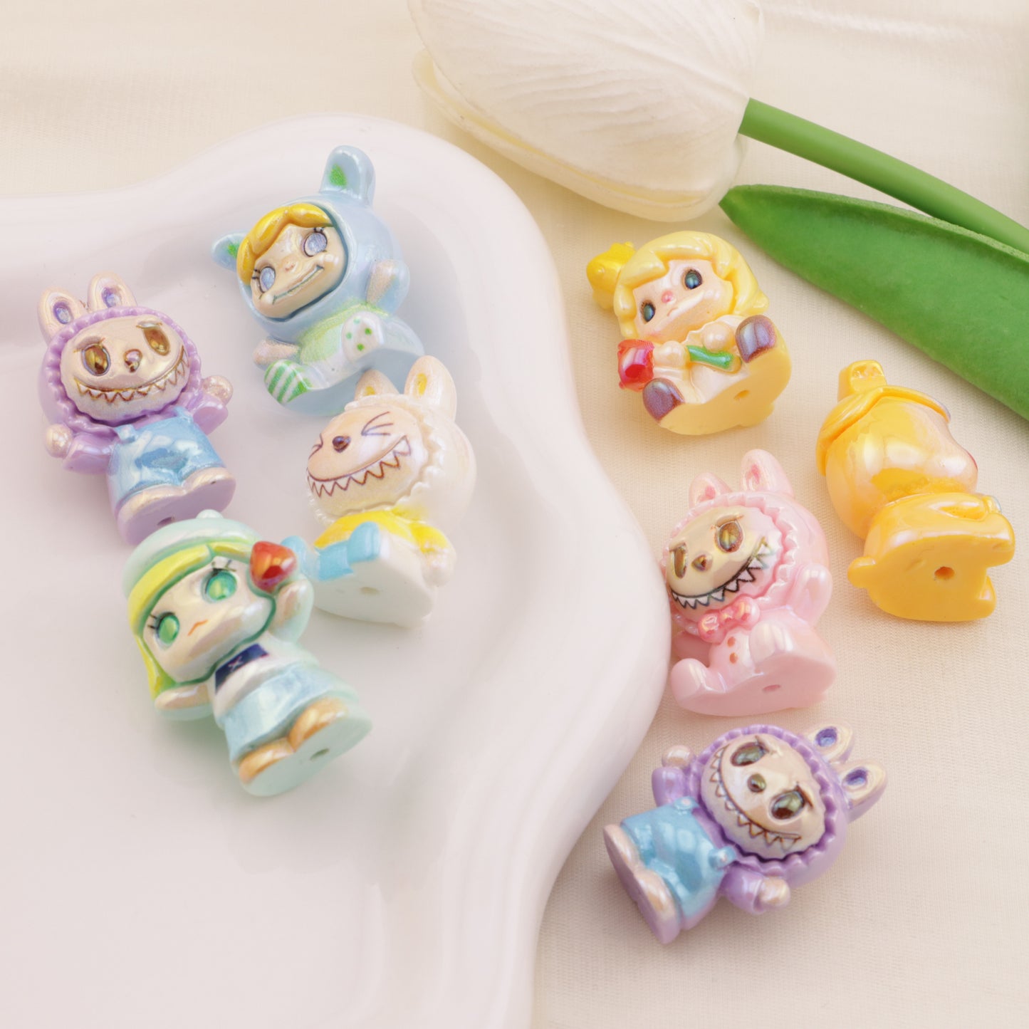 FS6461- Approximately 30×22Mm Pop Mart Three-Dimensional UV Resin Beads