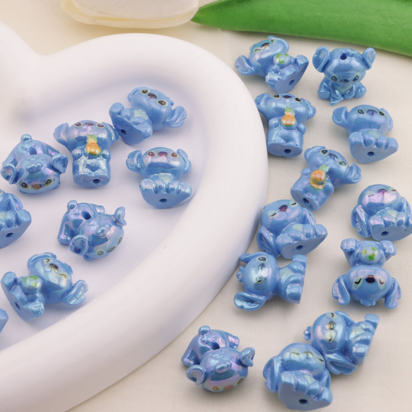 FS6466- Approximately 22×20mm 3D Stitch Resin Beads (約22×20mmの3Dステッチレジンビーズ)
