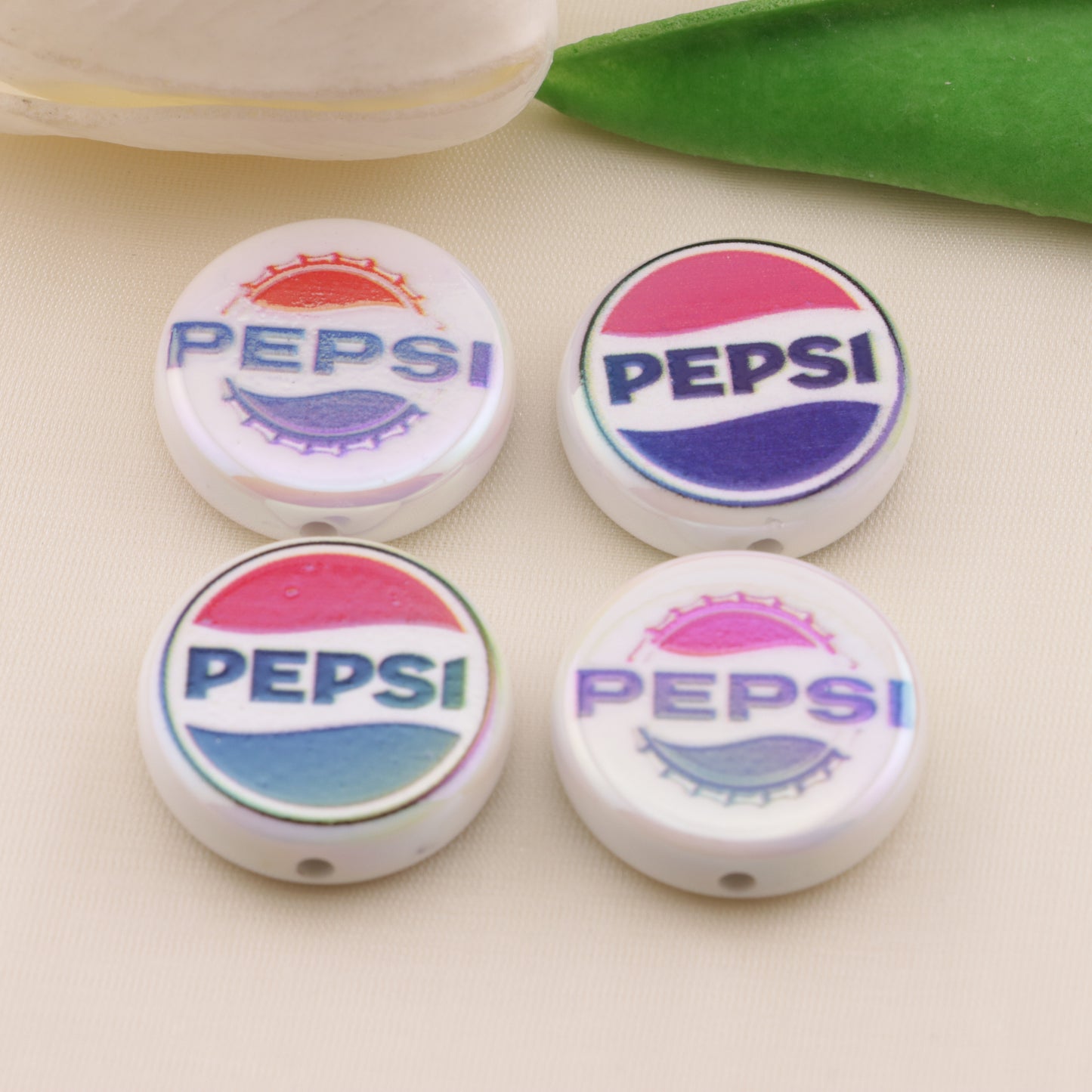 FS6499- 20mm Pepsi Cola Round Acrylic Beads (20mm ペプシコーラ ラウンドアクリルビーズ)