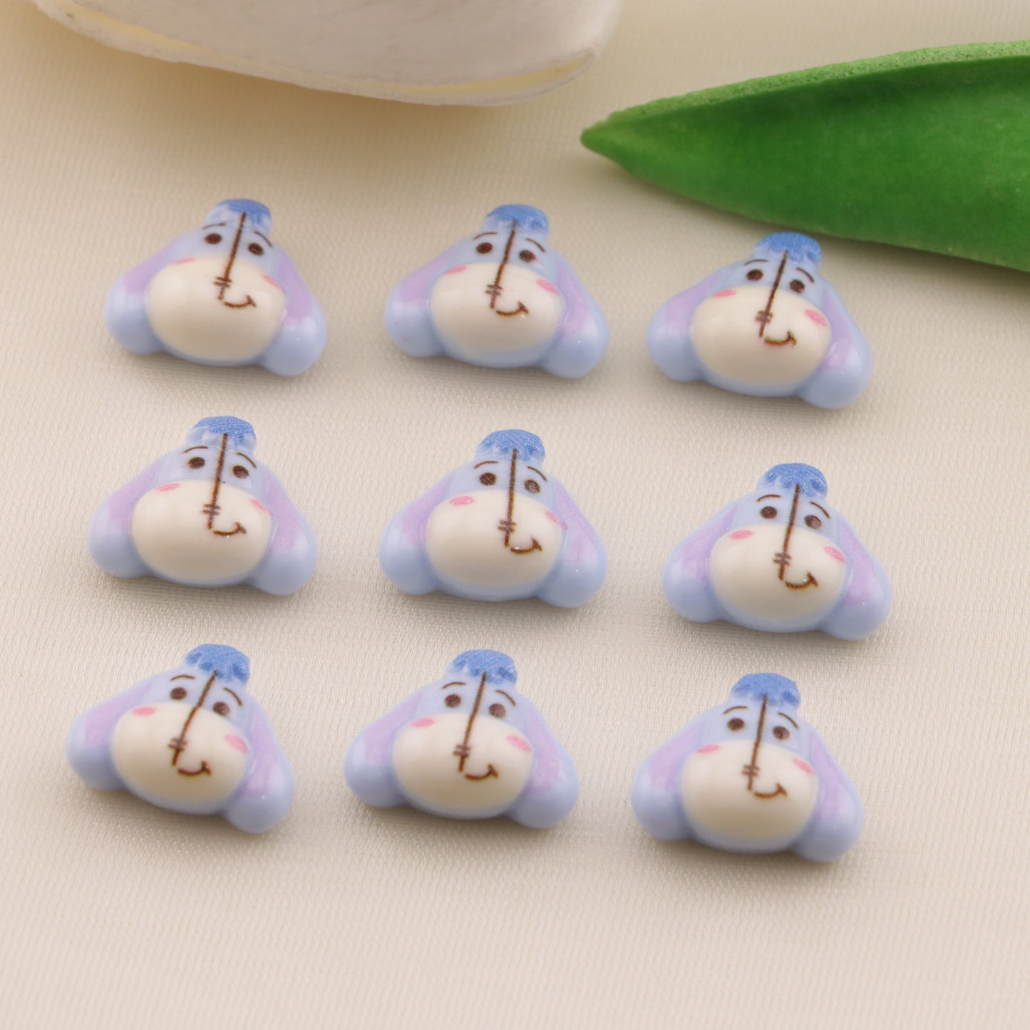 FS6476- Approximately 14×12mm Donkey Nail Charms (約14×12mmのロバネイルチャーム)