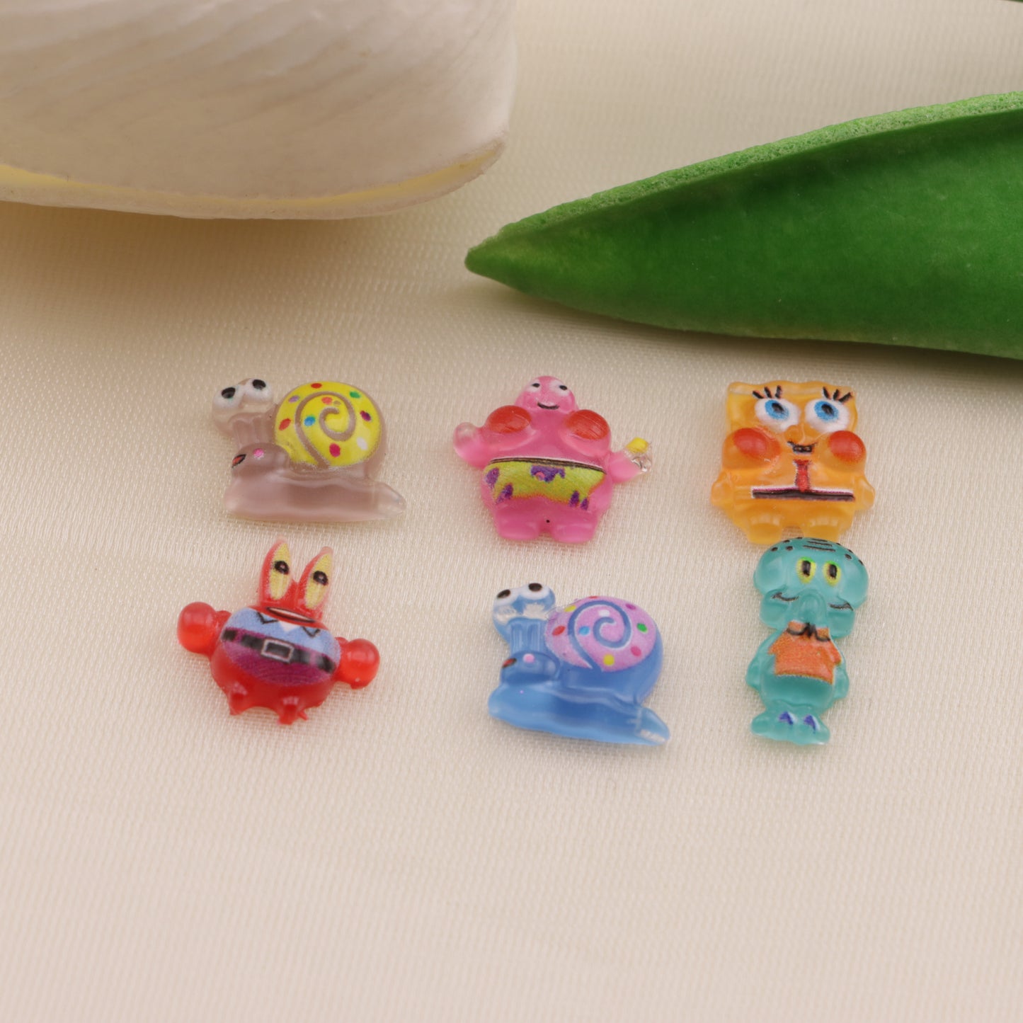 FS6509- Approximately 12Mm SpongeBob Series Nail Stickers