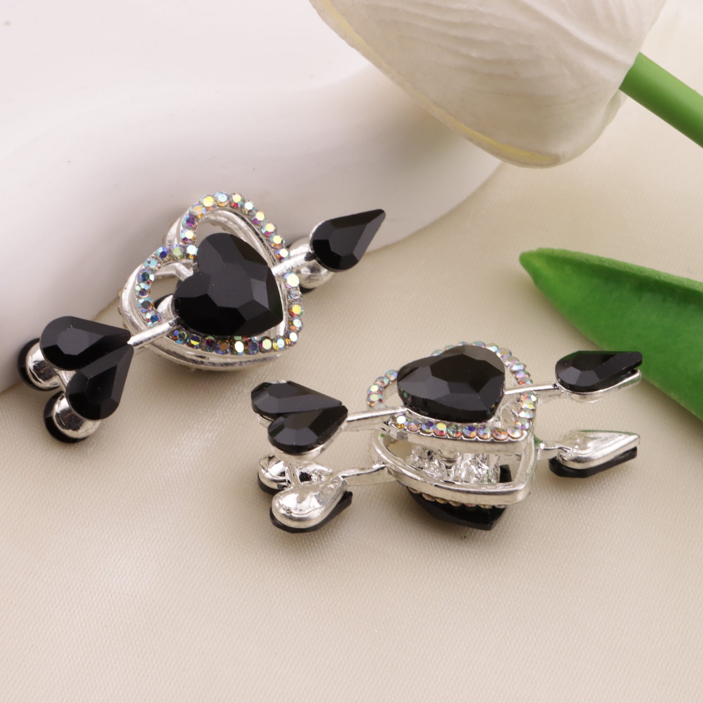 FS6490- Approximately 2.5×4.6×2Cm Cupid Heart Alloy Beads(約2.5×4.6×2cm キューピッドハート合金ビーズ)