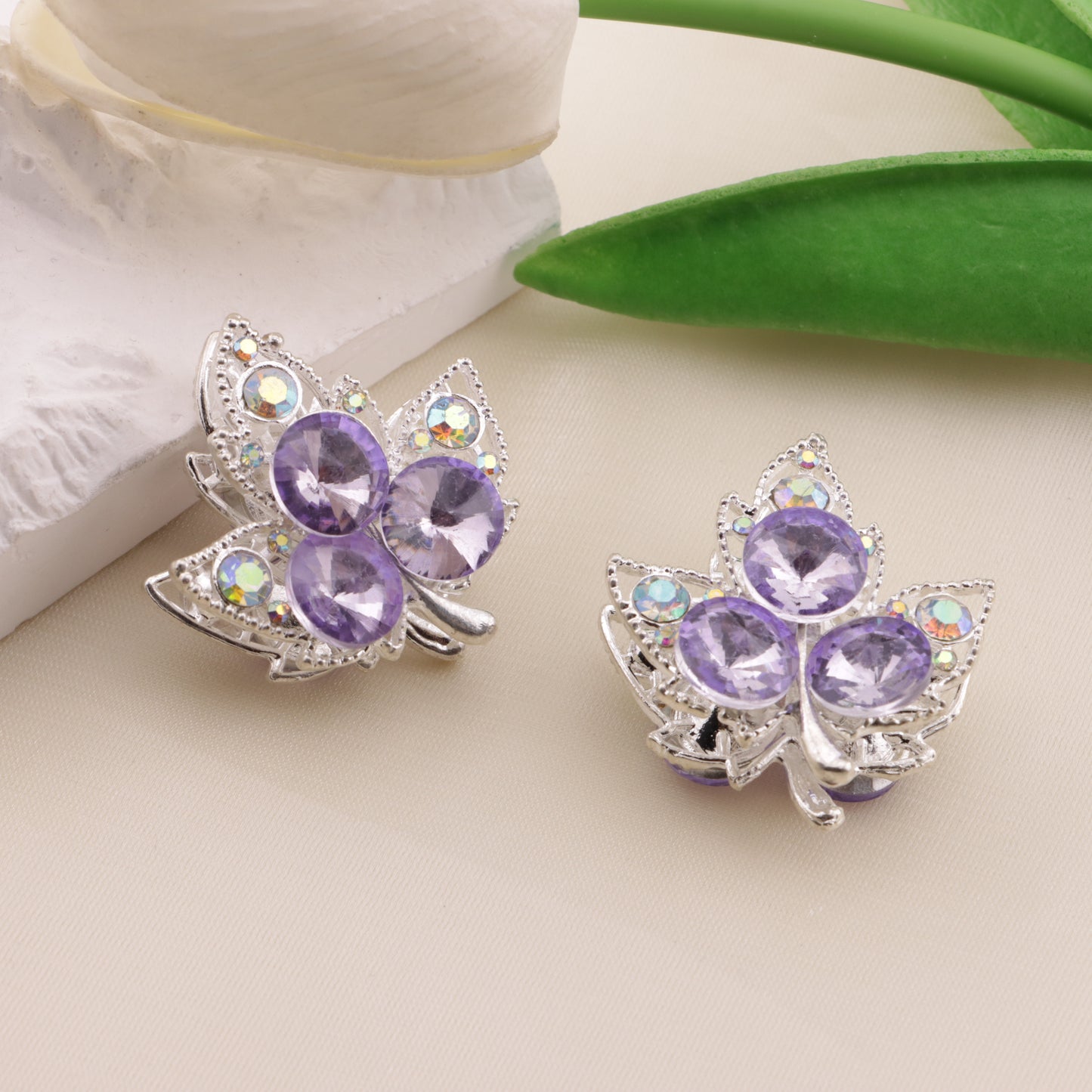 FS6487- Approximately 3.4×3.1×1.8Cm Double-Sided Three-Dimensional Maple Leaf Alloy Beads(約3.4×3.1×1.8cm 両面立体メープルリーフ合金ビーズ)