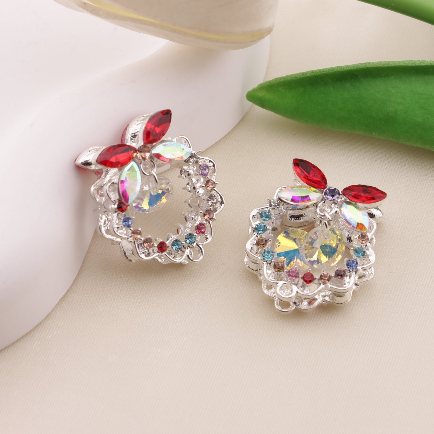 FS6491- Approximately 24×26×18mm Double-Sided Heavy Industry Wreath Alloy Beads