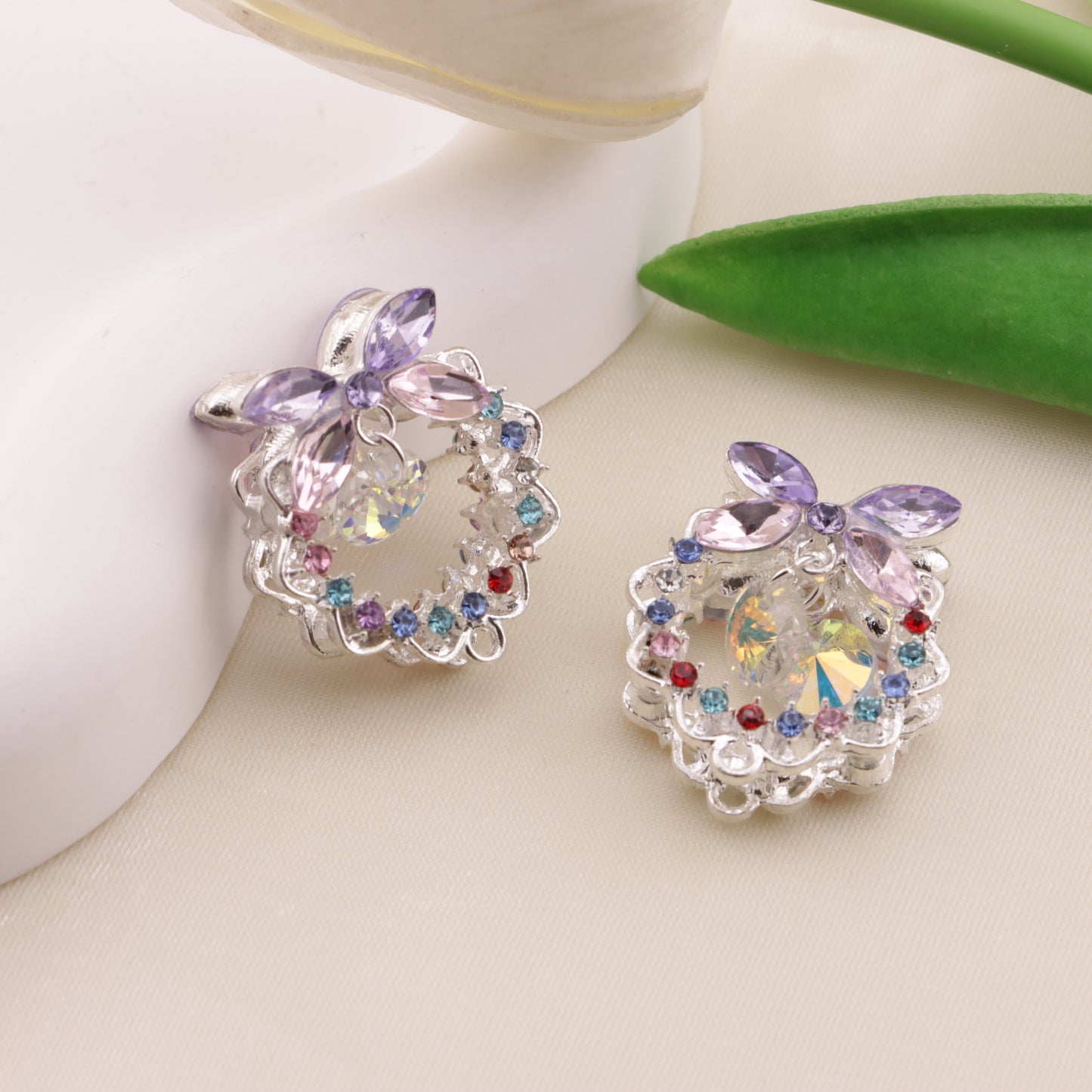 FS6491- Approximately 24×26×18mm Double-Sided Heavy Industry Wreath Alloy Beads