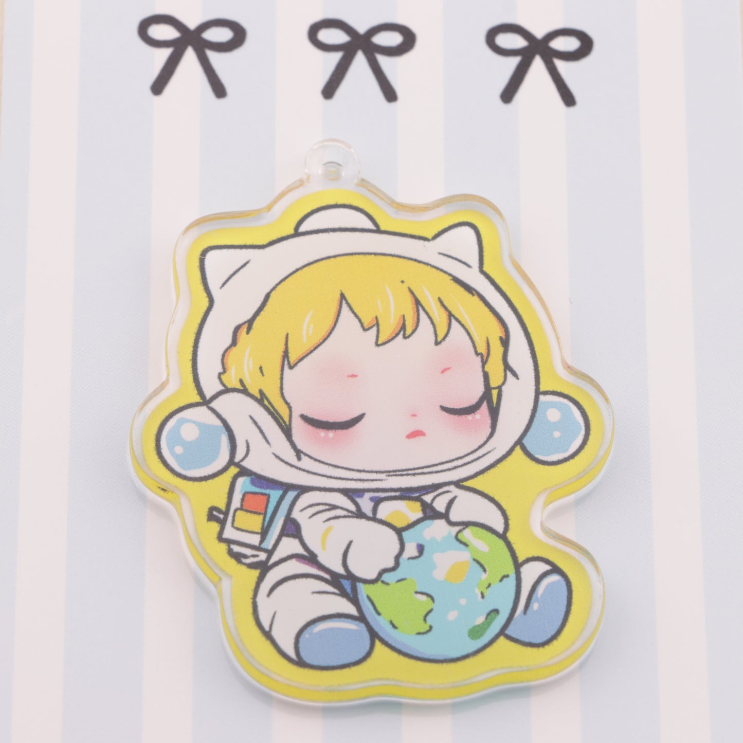 FS6557- SP Hugging The Earth Hanging Hole Acrylic Charms SP Hugging The Earth Hanging Hole Acrylic Pieces