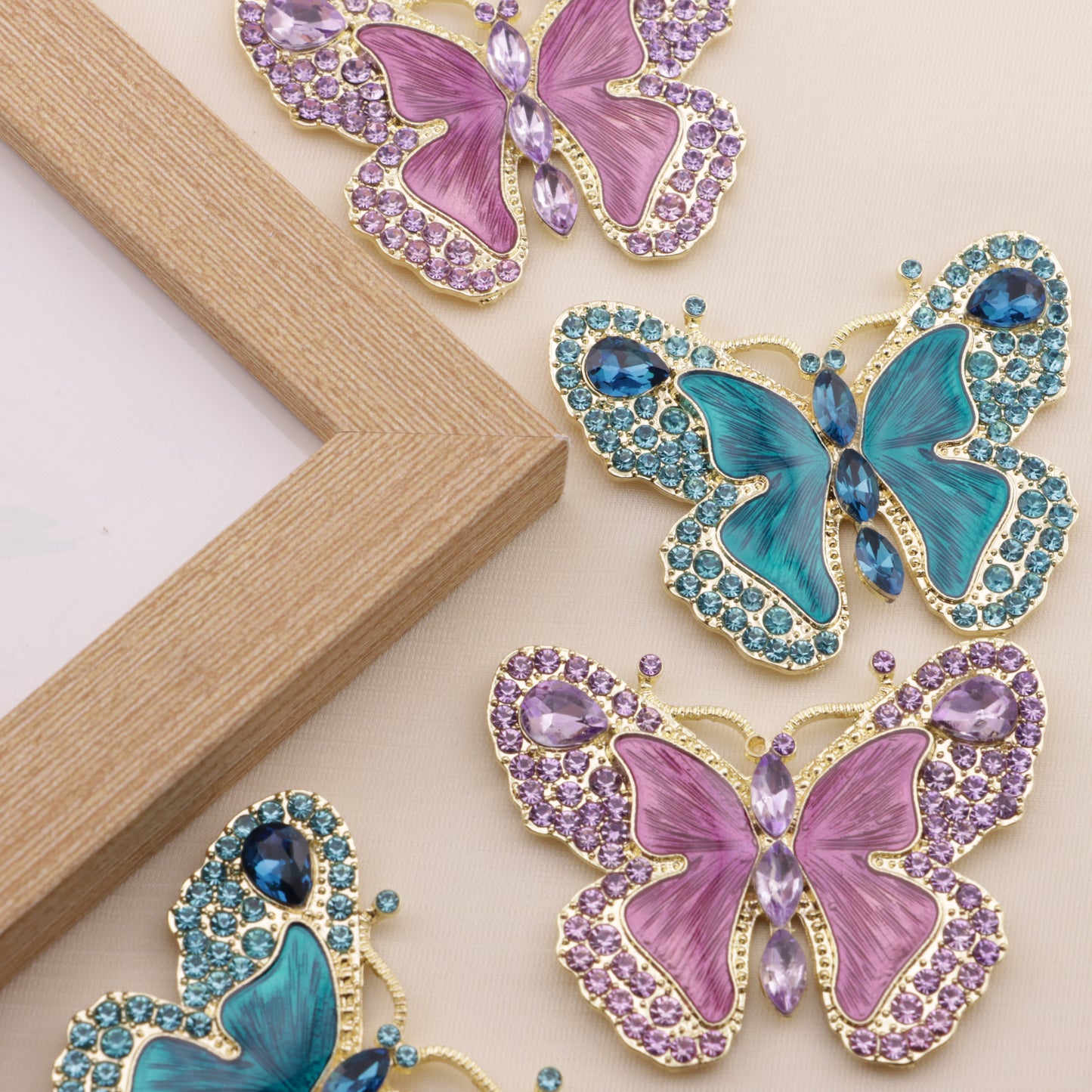 FS6573- About 51*40mm Full Diamond Butterfly Metal Patch
