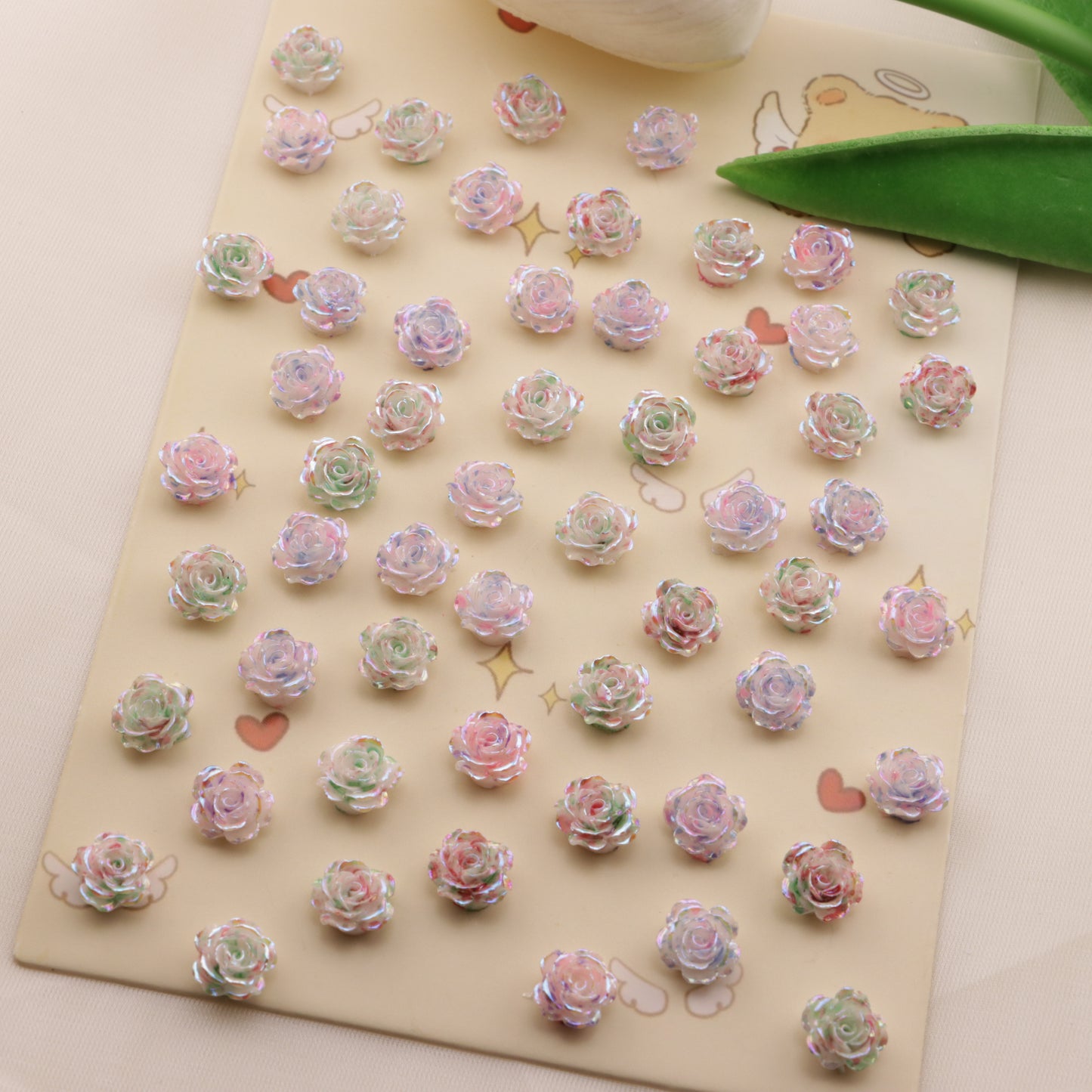 FS6561- 8mm UV Luminous Mabé Small Flower Charms