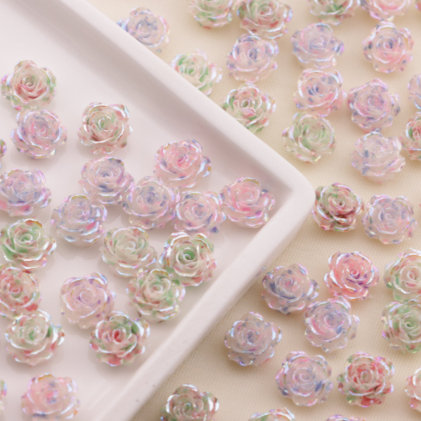 FS6561- 8mm UV Luminous Mabé Small Flower Charms