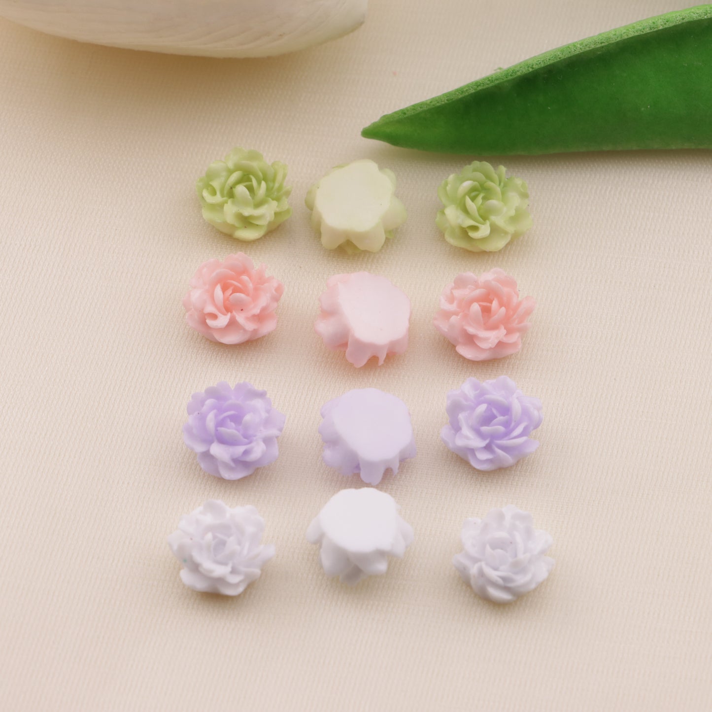 FS6562- 10Mm Tie-Dye Luminous Small Flower Charms
