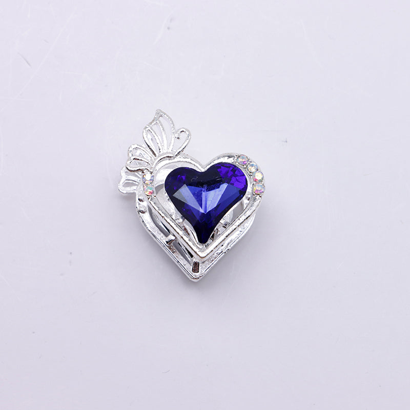 FS4857- Approximately 2.4×2×1.4 Cm Heart - Shaped Crystal Diamond Alloy Beads Four - Way Connector That Can Pass A Pen