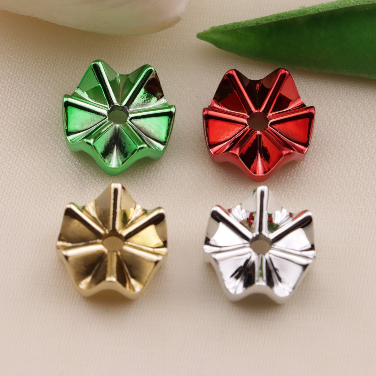 FS6587- 16Mm Christmas Color Wave Spacers Christmas Color Series Wave Spacer Beads