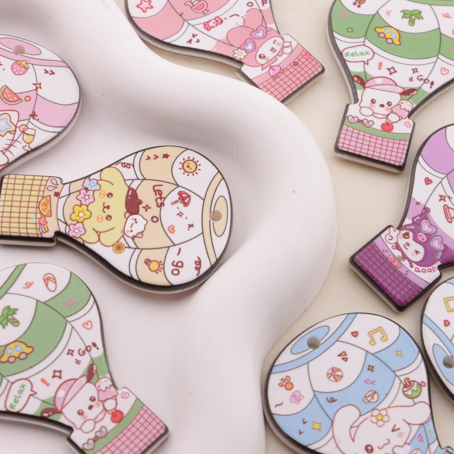 FS6588- Approximately 52*37 Sanrio Hot Air Balloon Hanging Hole Piece Sanrio Hot Air Balloon Hanging Hole Piece
