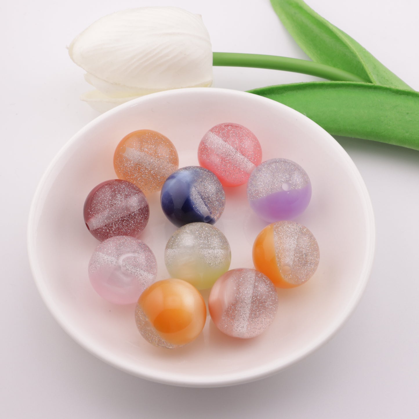 FS2405- 20mm Gradient Fine Glitter Resin Beads
