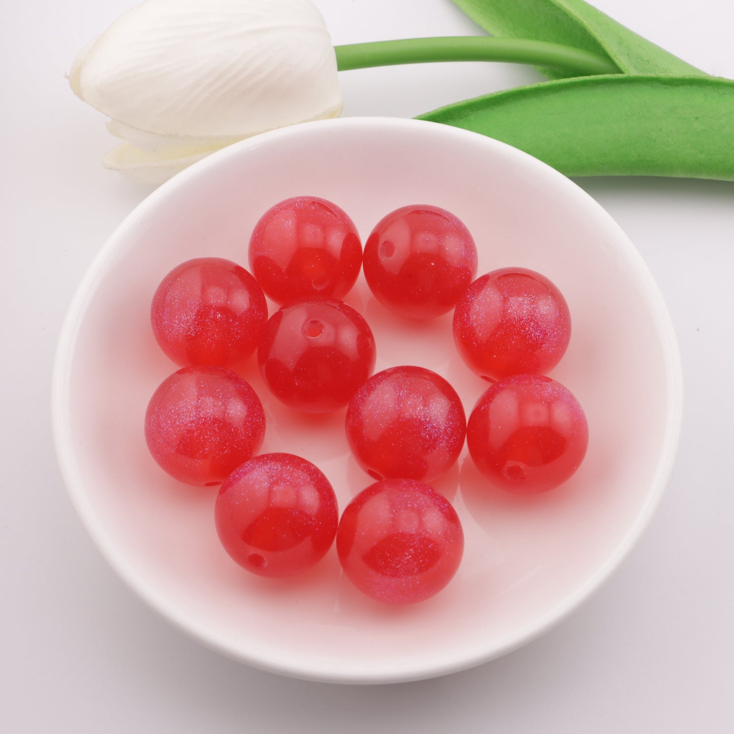 FS3539- 20Mm Fine Glitter Glow-In-The-Dark Resin Beads Person