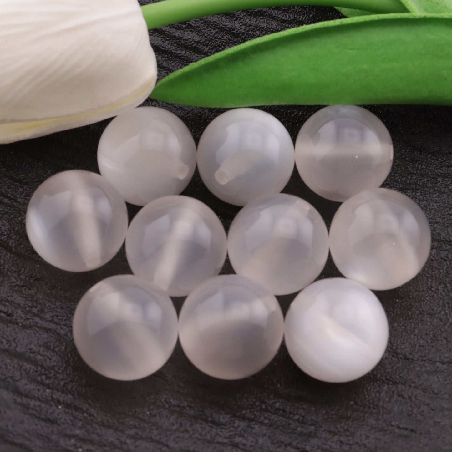 FS3536- 20mm Cat's Eye Resin Beads
