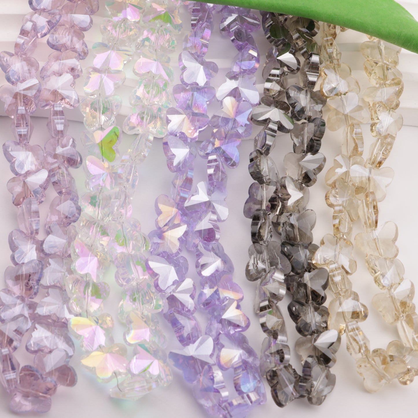 FS4579- 12*15mm 59-60 PCS/Strand Butterfly Glass Beads, Common-Color Butterfly Glass Beads