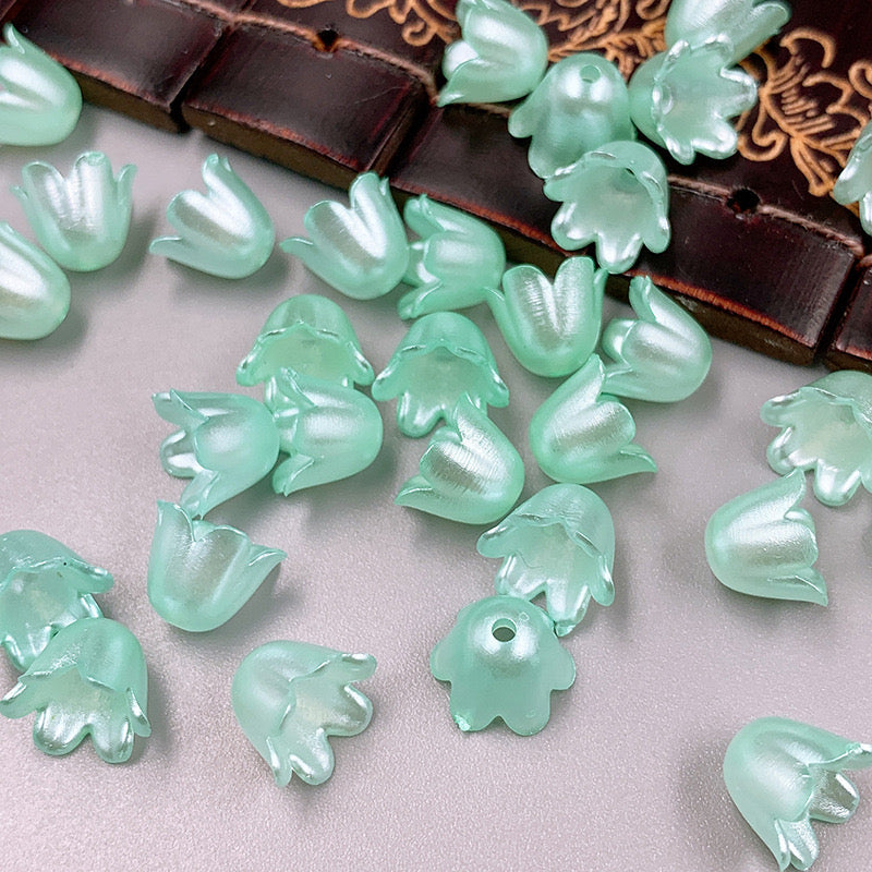 FS0935- 8Mm Mother - of - Pearl Lily - of - the - Valley Acrylic Beads For Making Car Hangers
