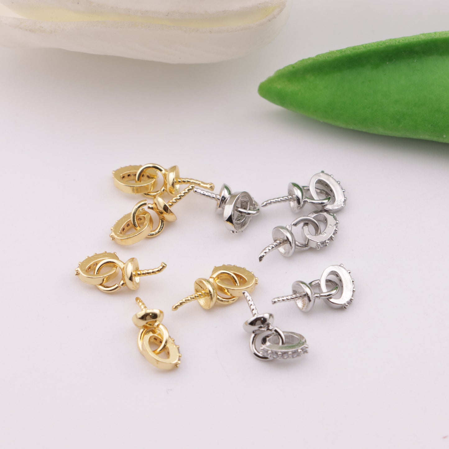 FS4038- 8mm×4mm Color-Retaining 14K Gold-Plated Diamond-Set Pendant Needle (For Half-Hole Beads)