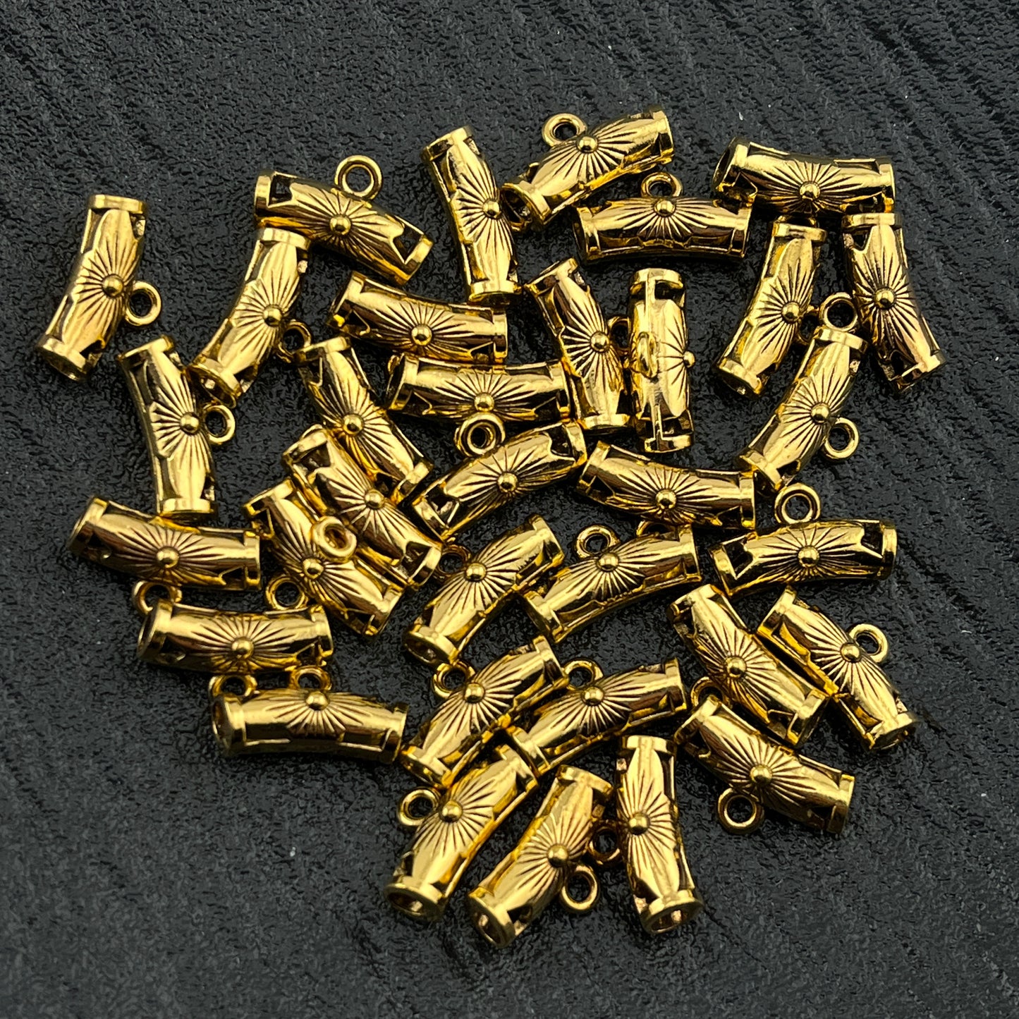 FS2722- 17mm Hanging - Hole Spacer Beads